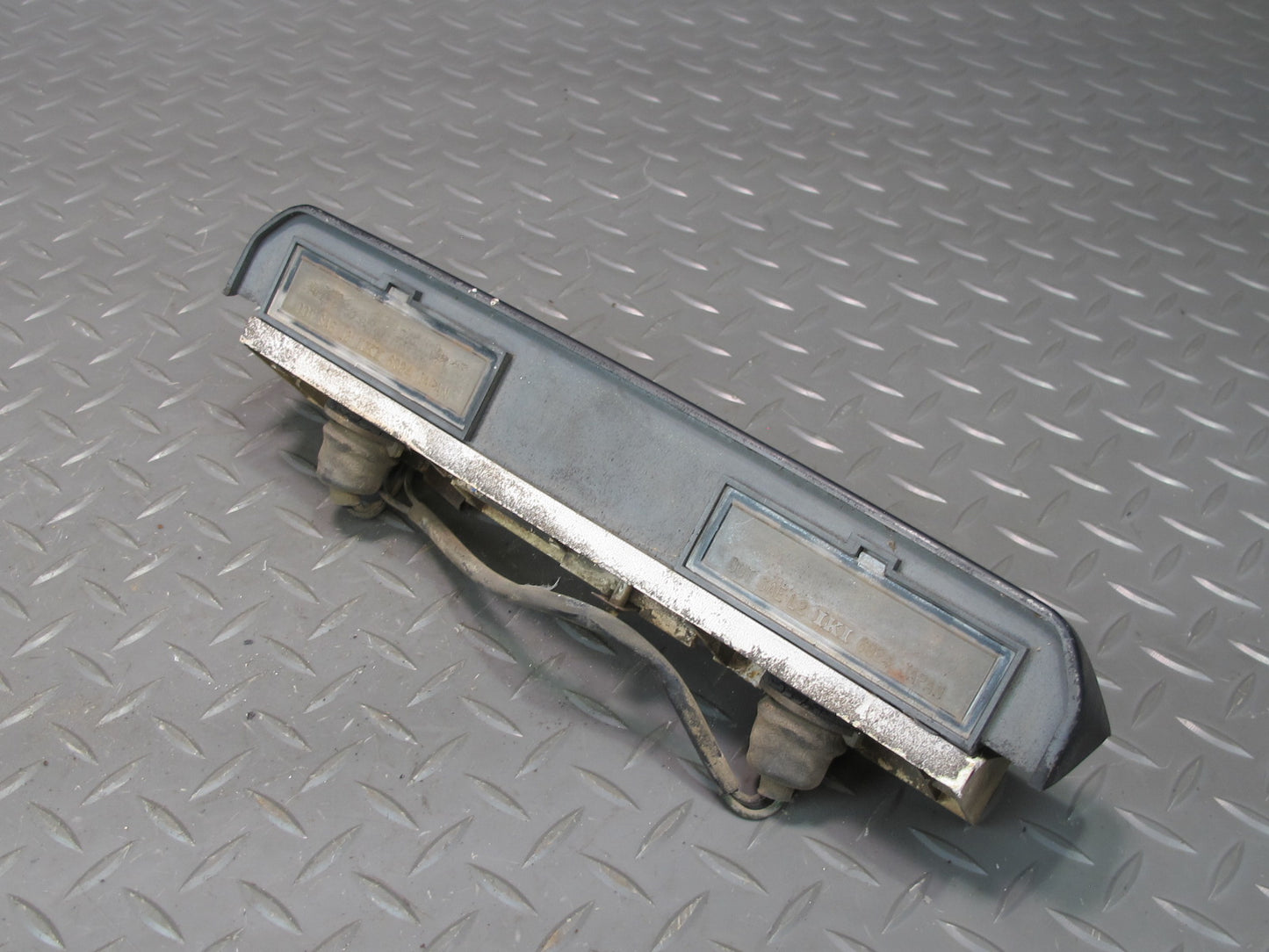 75-78 Datsun S30 280Z Rear Trunk Lid License Light Assembly OEM