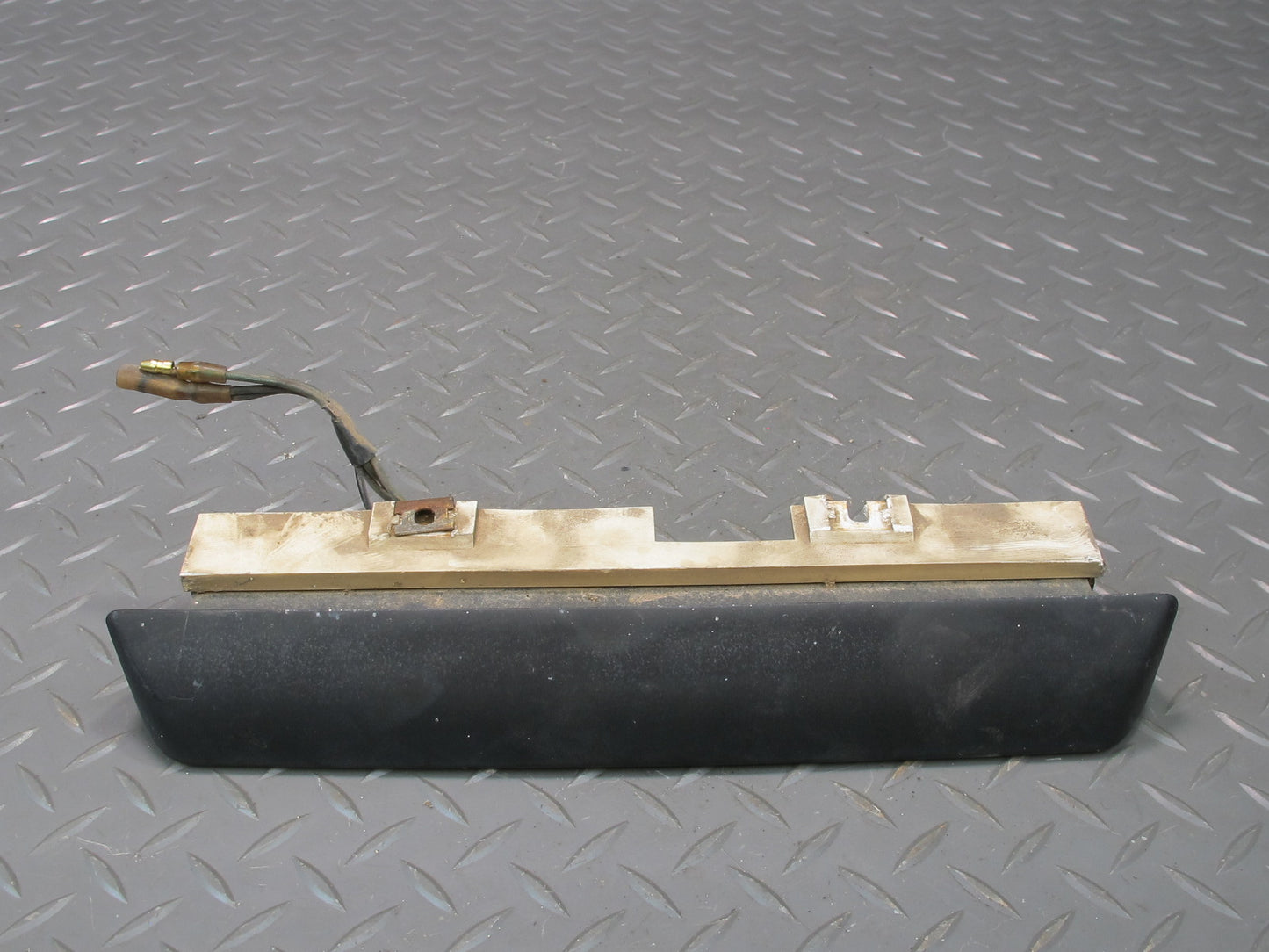 75-78 Datsun S30 280Z Rear Trunk Lid License Light Assembly OEM