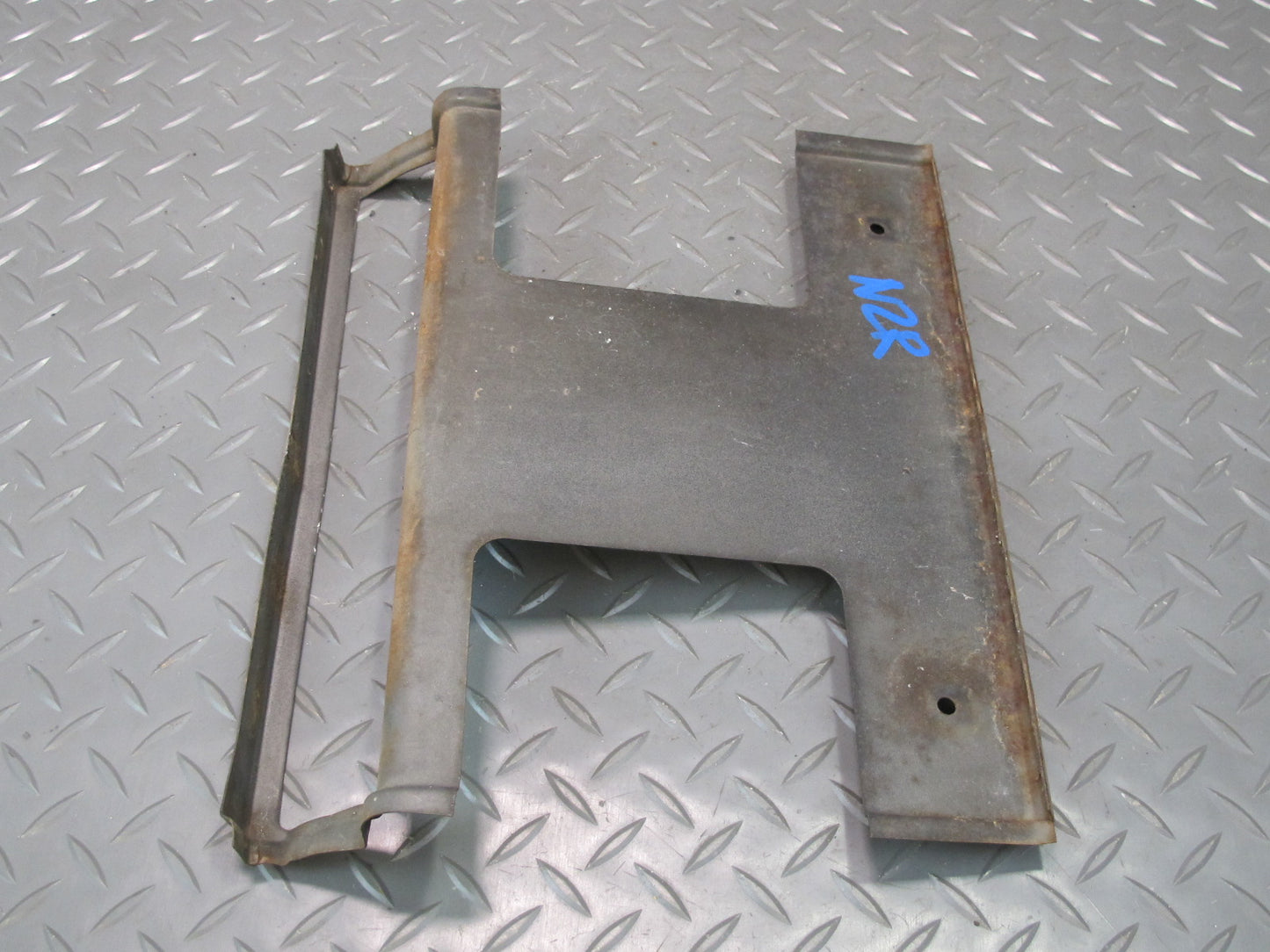 75-78 Datsun S30 280Z Rear License Plate Holder Bracket OEM