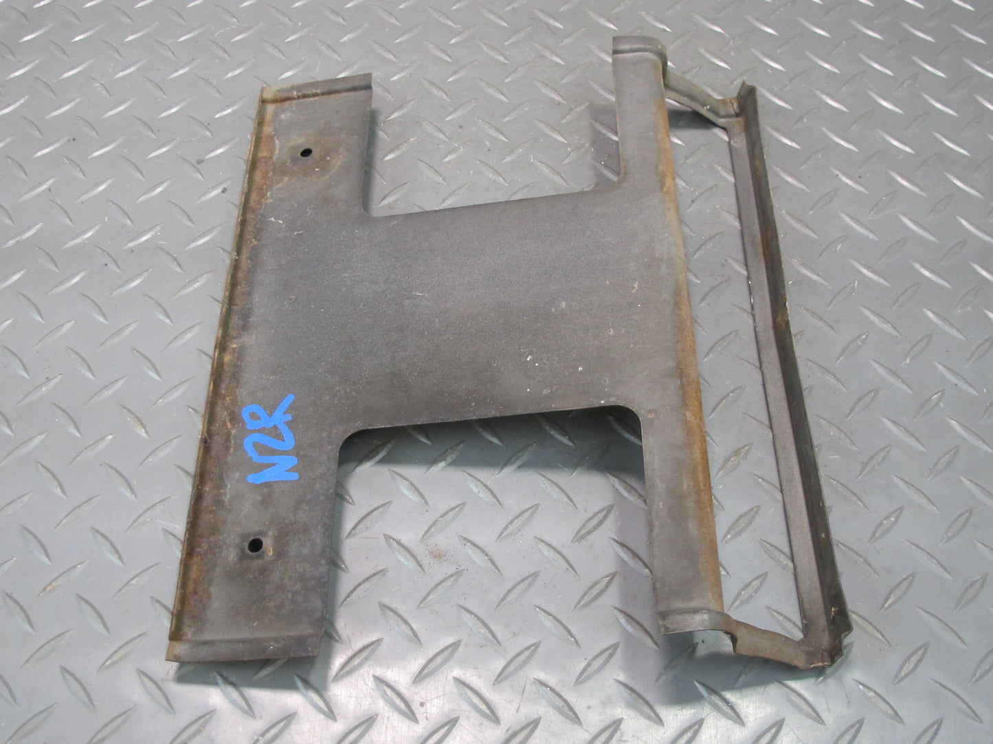 75-78 Datsun S30 280Z Rear License Plate Holder Bracket OEM