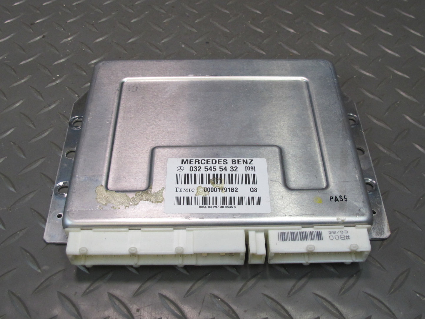 03-06 Mercedes R230 ABC Air Suspension Control Module 0325455432 OEM