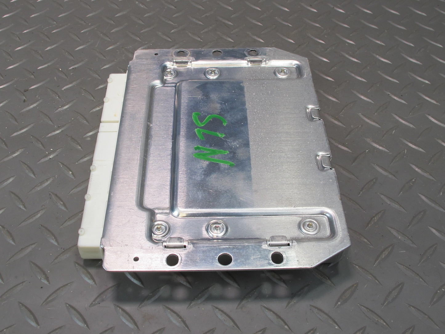 03-06 Mercedes R230 ABC Air Suspension Control Module 0325455432 OEM