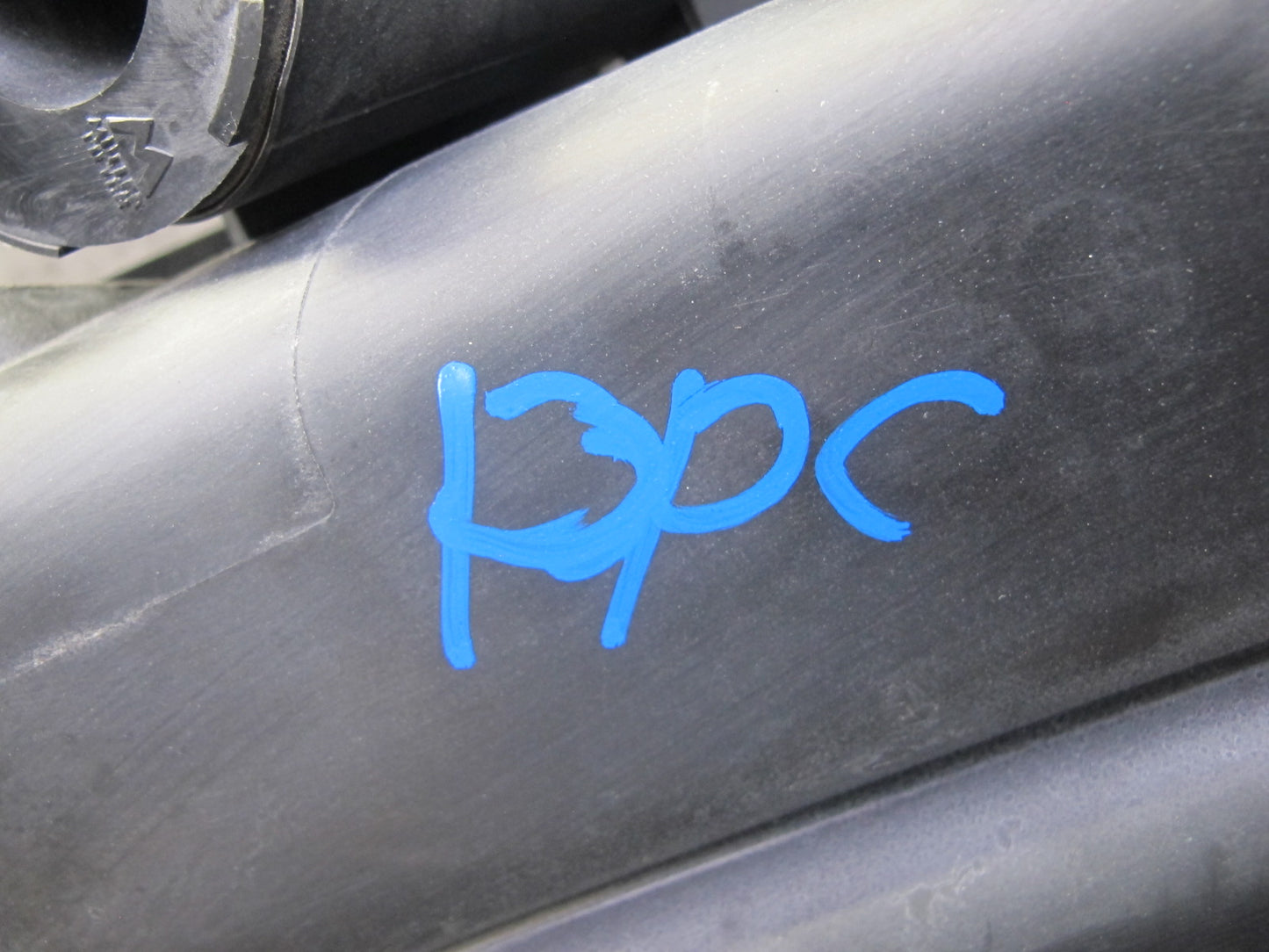 2011-2018 Porsche Cayenne 958 Fuel Vapor Evaporator Charcoal Emission Canister