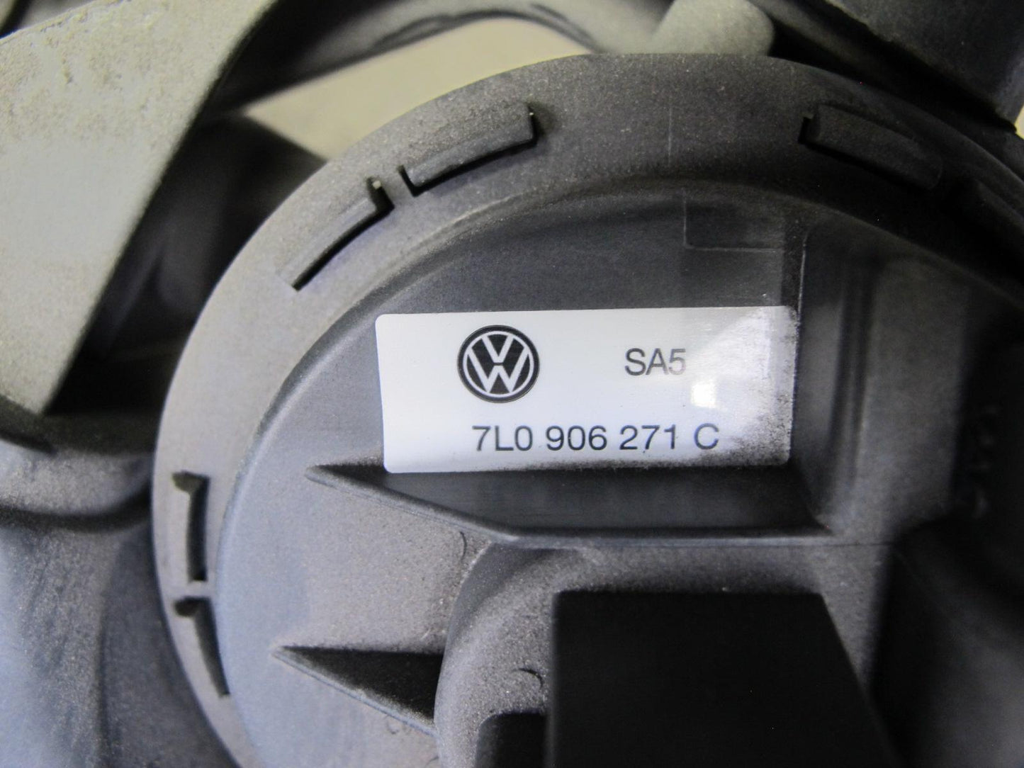 2011-2018 Porsche Cayenne 958 Fuel Vapor Evaporator Charcoal Emission Canister