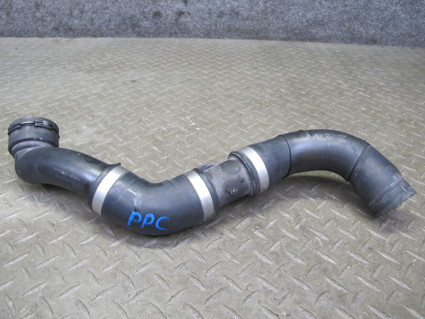 2011-2018 Porsche Cayenne 958 4.8L Lower Upper Radiator Coolant Hose Pipe Set