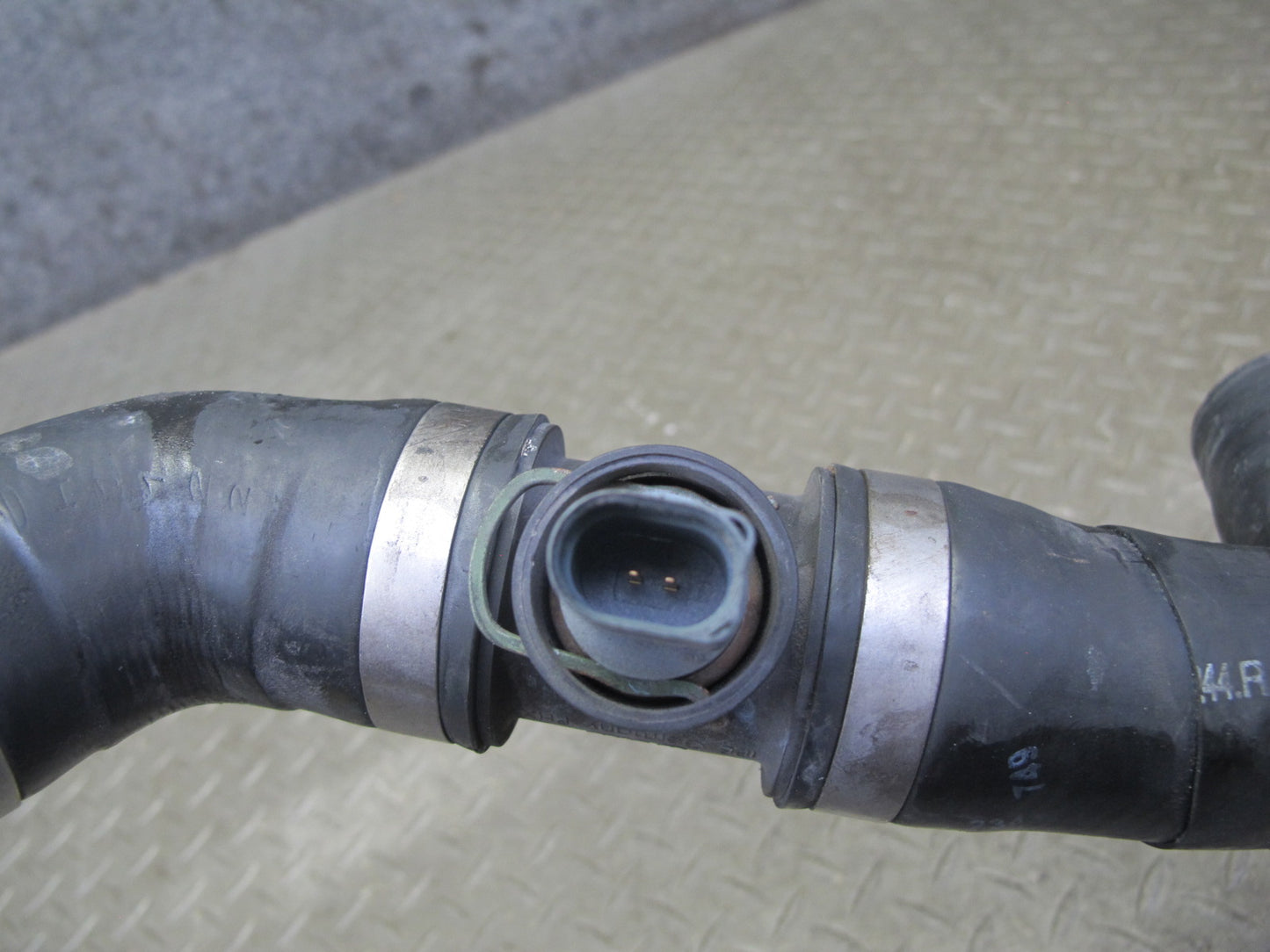 2011-2018 Porsche Cayenne 958 4.8L Lower Upper Radiator Coolant Hose Pipe Set