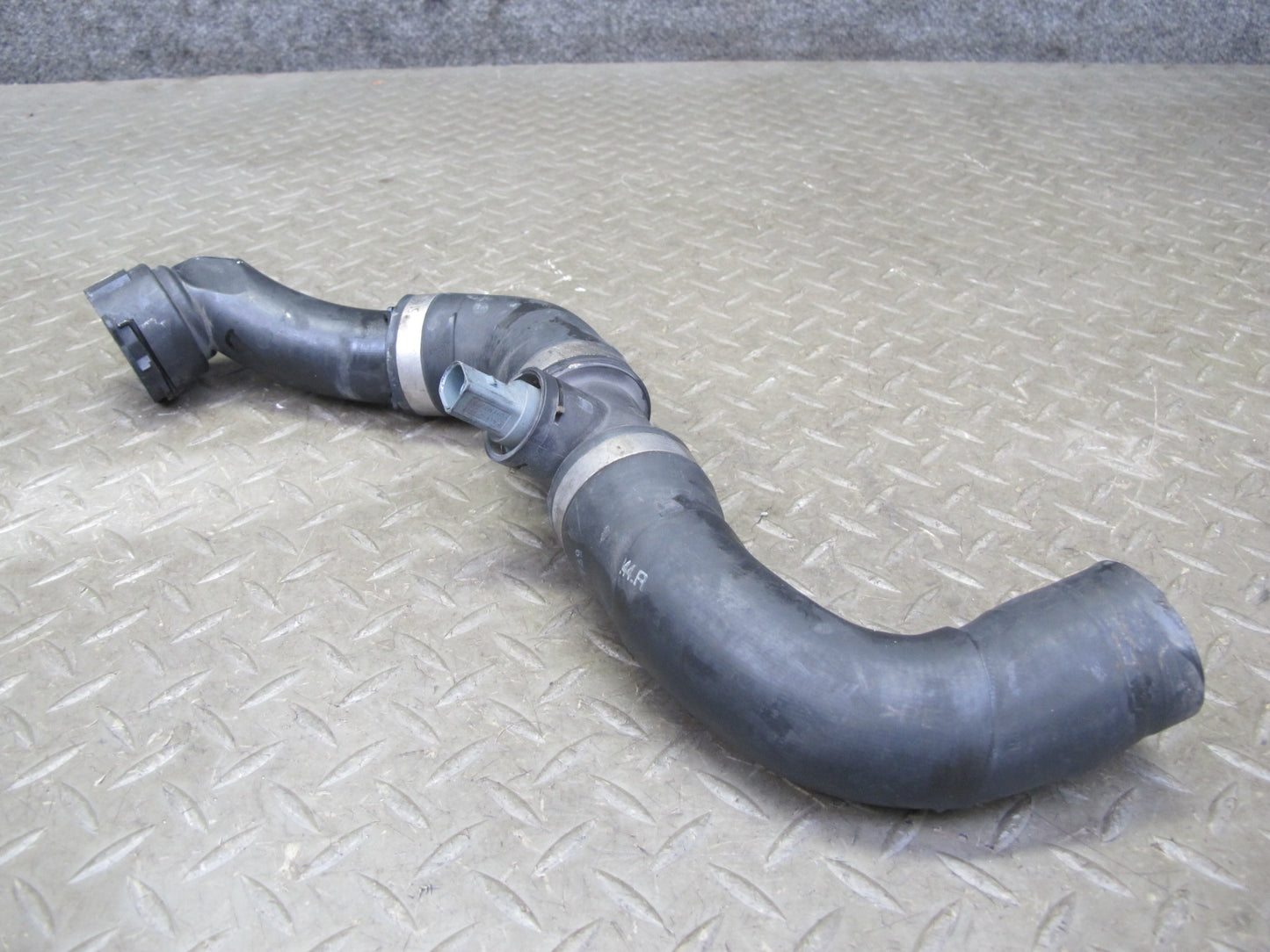 2011-2018 Porsche Cayenne 958 4.8L Lower Upper Radiator Coolant Hose Pipe Set