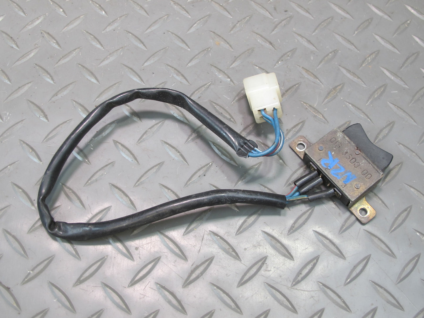 75-78 Datsun S30 280Z Rear Window Defrost Button Switch OEM