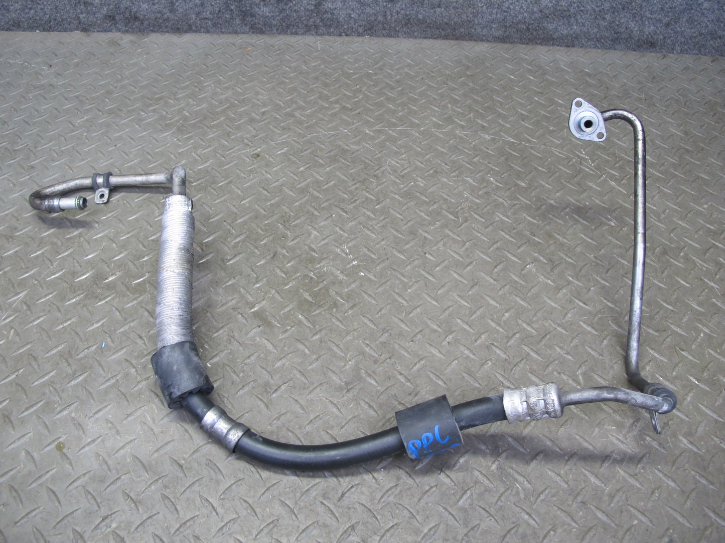 2011-2018 Porsche Cayenne 958 4.8L Power Steering Hose Pipe Line Set of 2