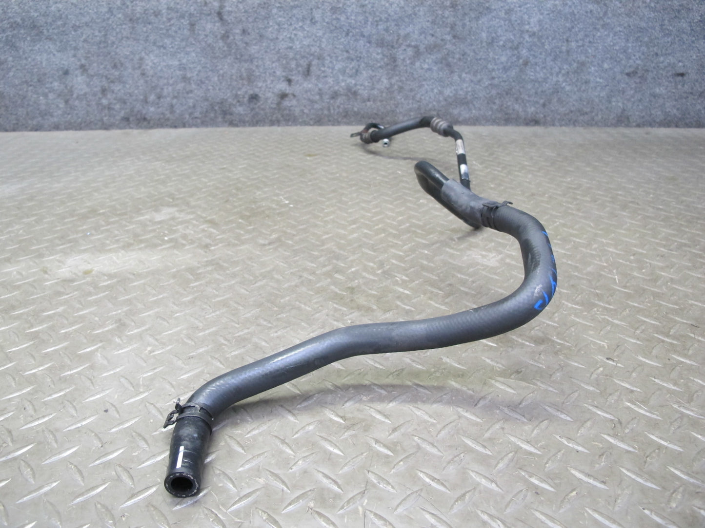 2011-2018 Porsche Cayenne 958 4.8L Power Steering Hose Pipe Line Set of 2