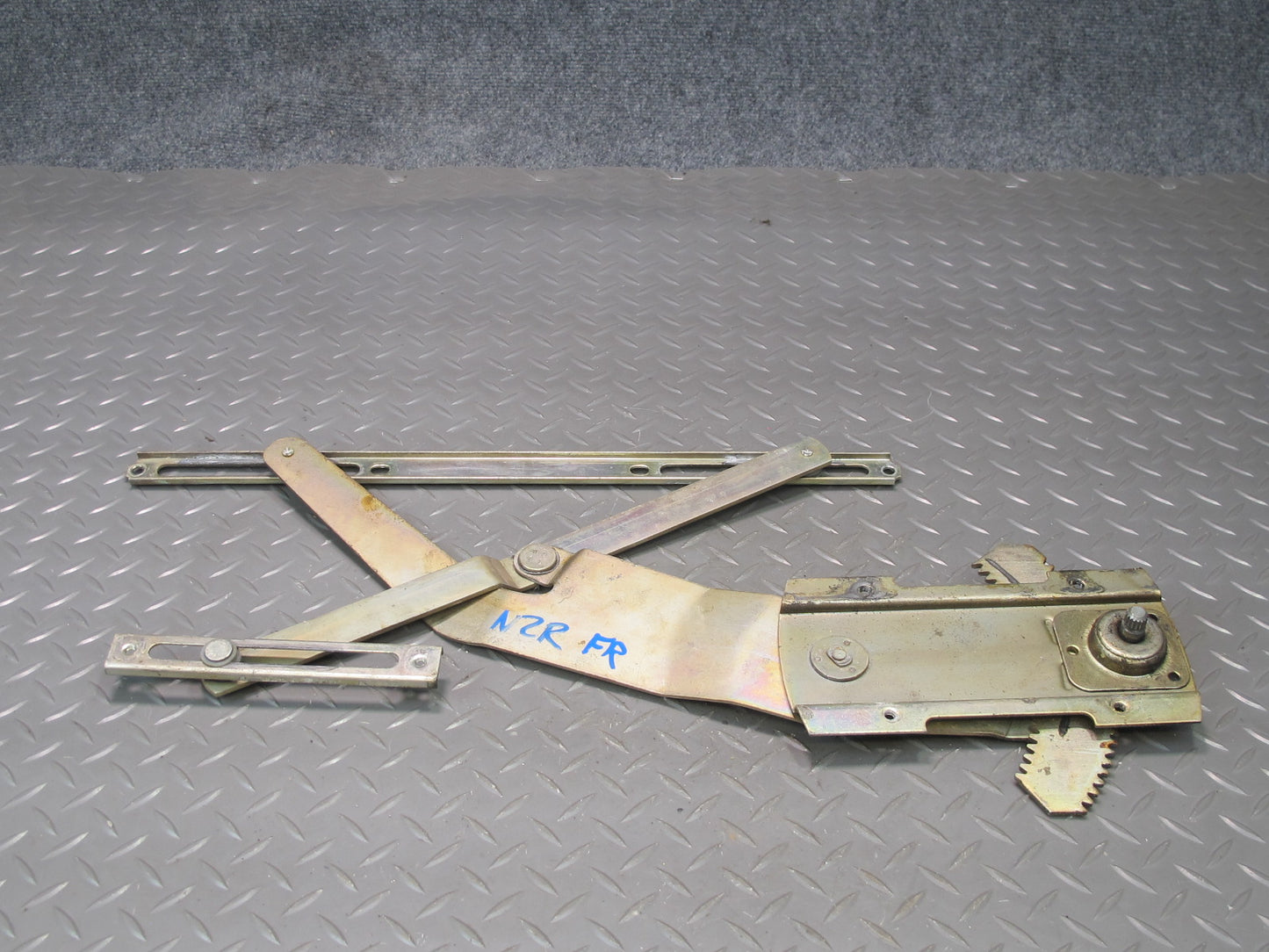 77-78 Datsun S30 280Z 2+2 Right Door Window Regulator OEM