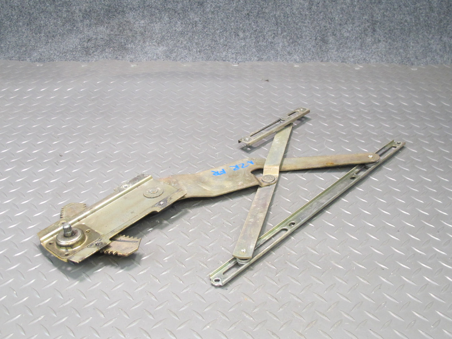 77-78 Datsun S30 280Z 2+2 Right Door Window Regulator OEM