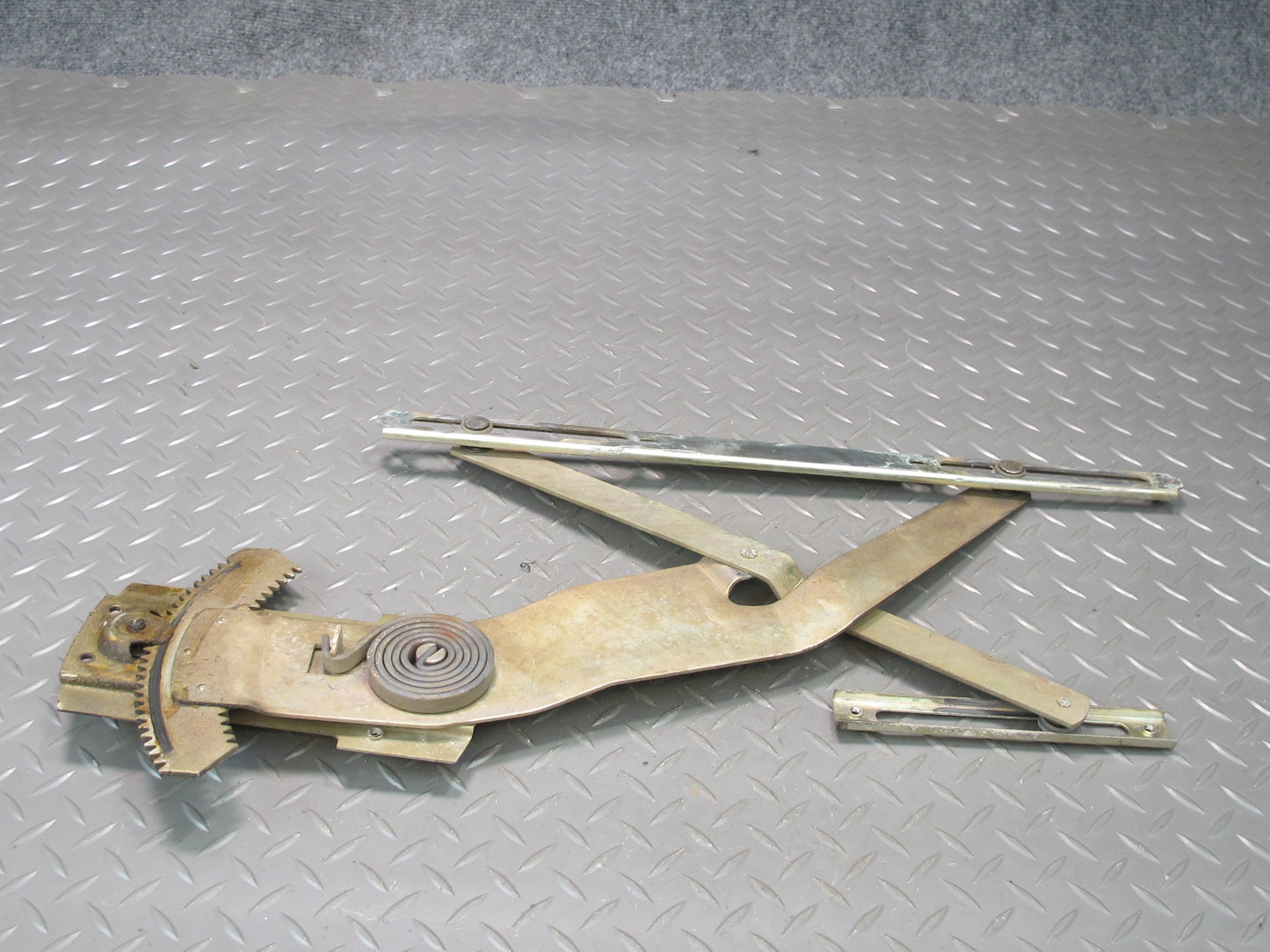 77-78 Datsun S30 280Z 2+2 Right Door Window Regulator OEM