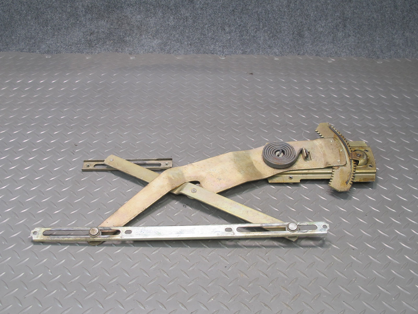 77-78 Datsun S30 280Z 2+2 Right Door Window Regulator OEM