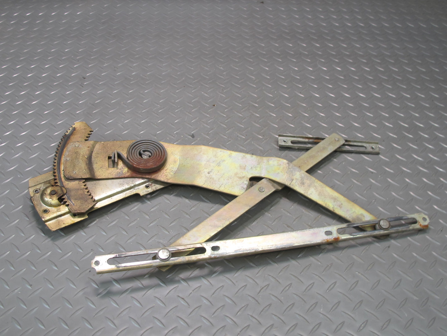 77-78 Datsun S30 280Z 2+2 Left Door Window Regulator OEM