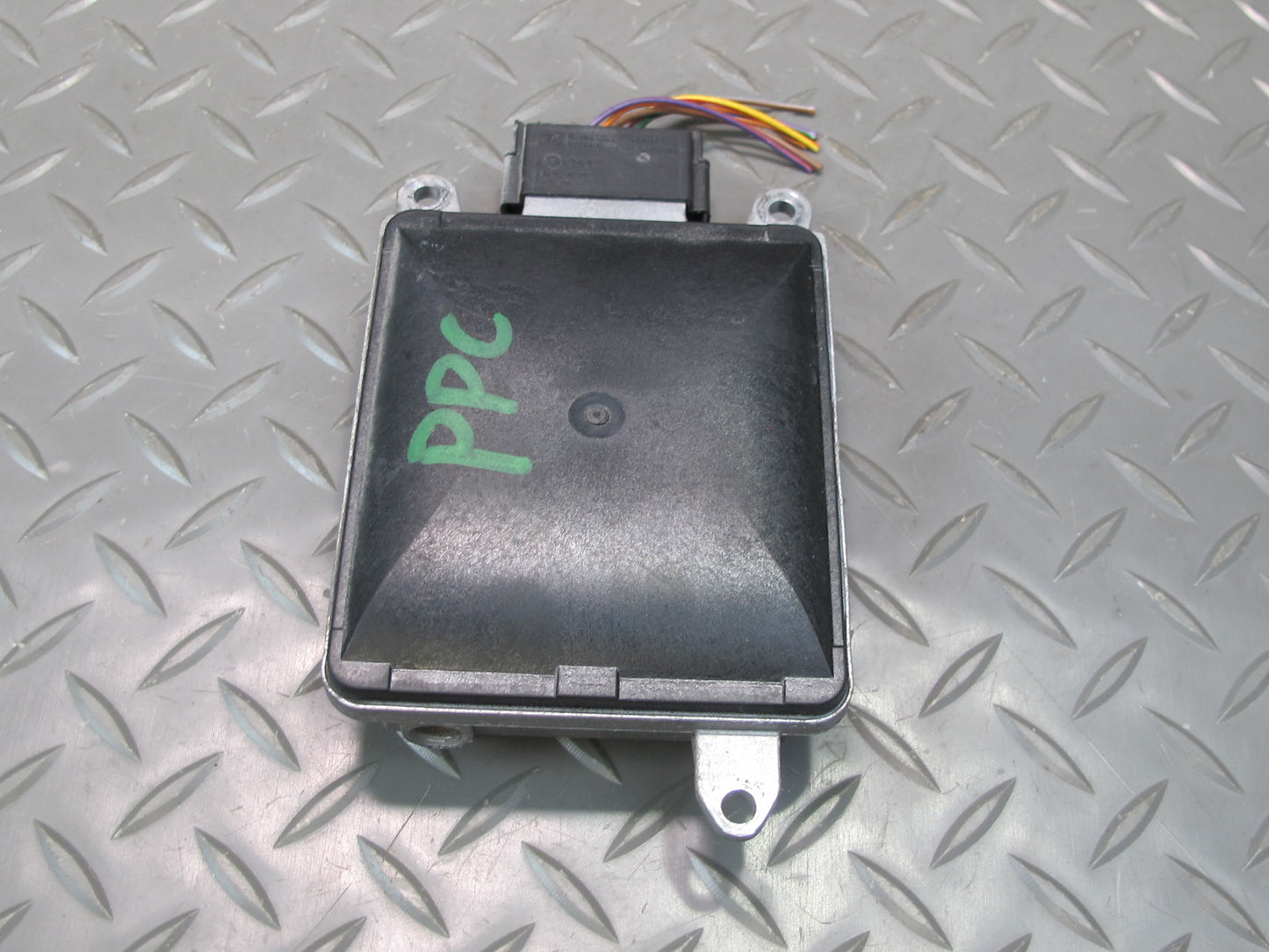 2011-2014 Porsche Cayenne 958 Rear Right Side Blind Spot Sensor Control Module