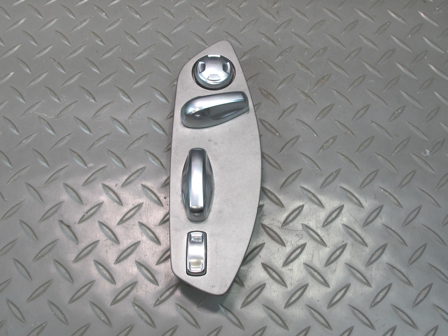 2011-2018 Porsche Cayenne 958 Front Right Side Seat Adjustment Control Switch