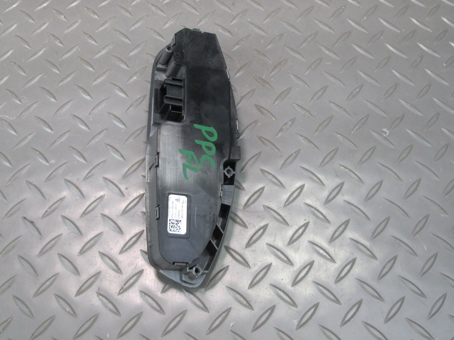 2011-2018 Porsche Cayenne 958 Front Left Side Seat Adjustment Control Switch