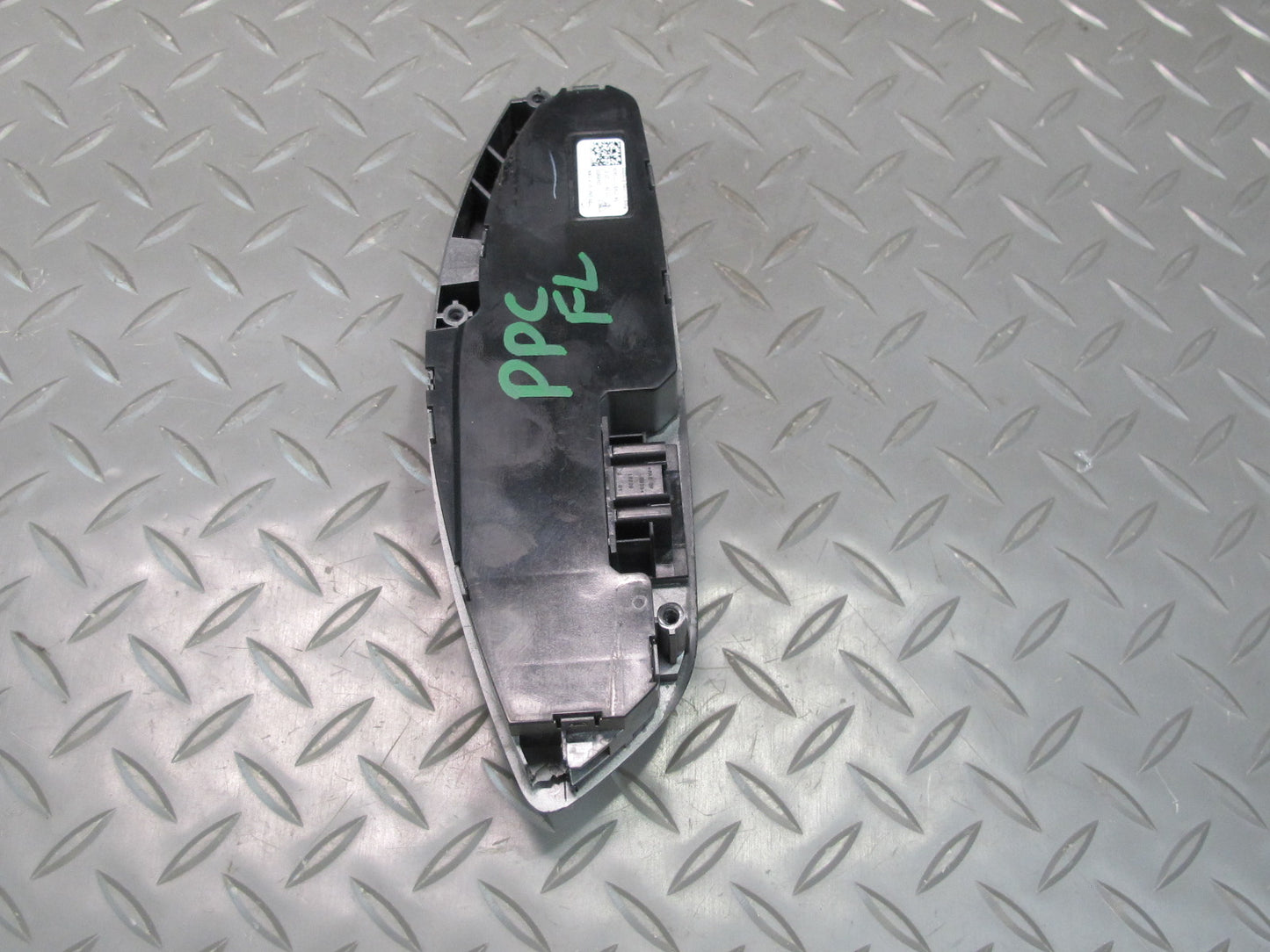 2011-2018 Porsche Cayenne 958 Front Left Side Seat Adjustment Control Switch