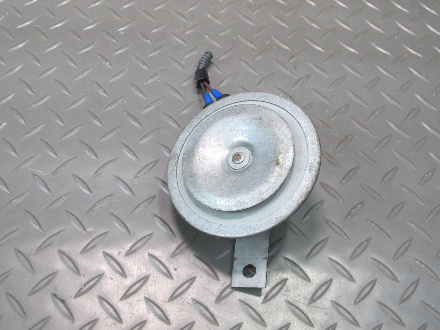 2011-2018 Porsche Cayenne 958 Anti-theft Alarm Horn Siren