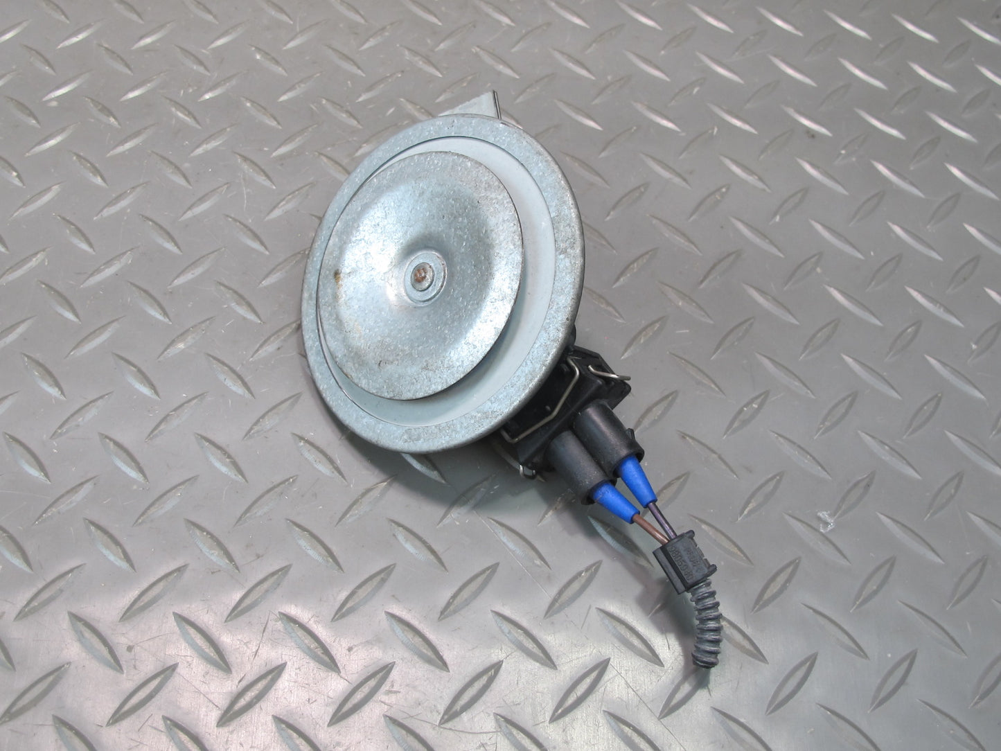 2011-2018 Porsche Cayenne 958 Anti-theft Alarm Horn Siren