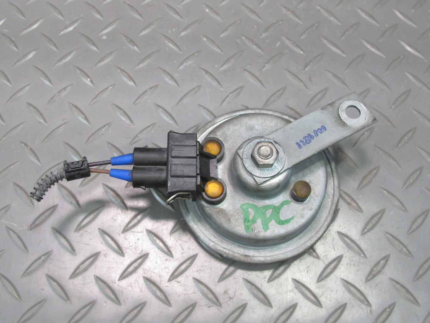 2011-2018 Porsche Cayenne 958 Anti-theft Alarm Horn Siren