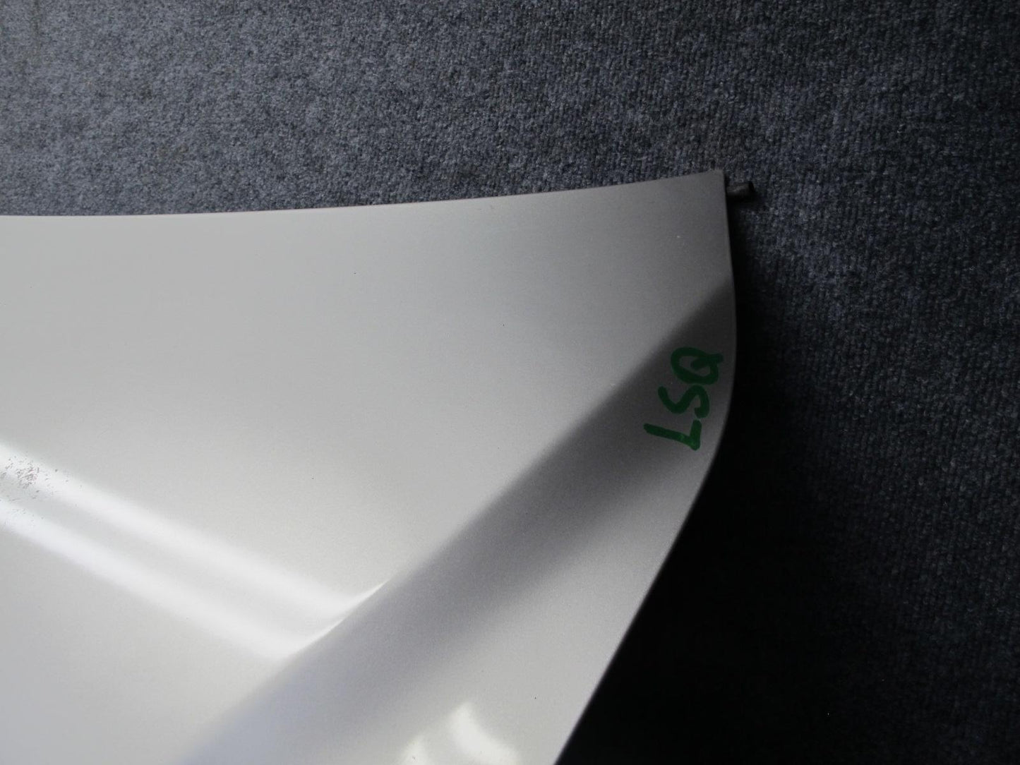 98-00 Lexus LS400 UCF20L Front Hood Bonnet Shell Panel Cover Silver Metallic OEM