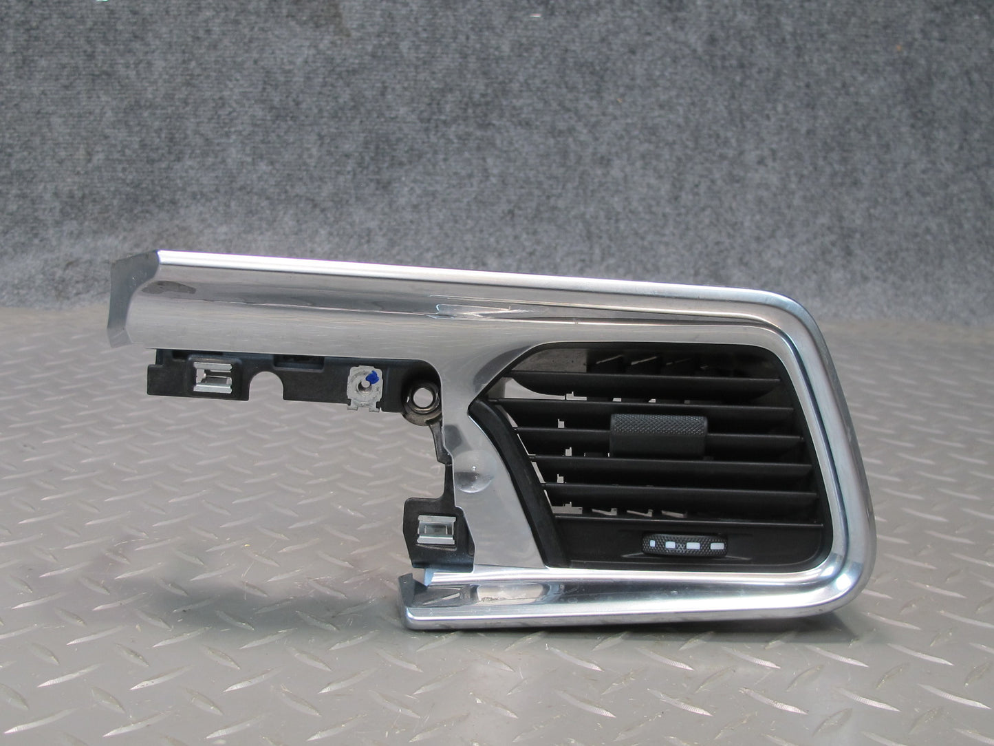 17-21 Porsche Panamera 971 Dash Front Left A/C Air Vent Grille w Trim 971857715D