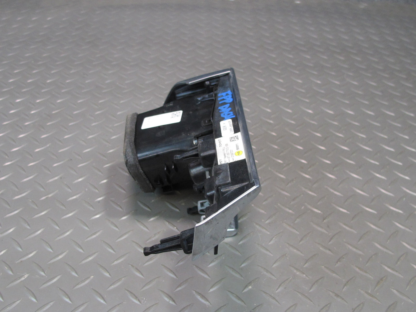 17-21 Porsche Panamera 971 Dash Front Left A/C Air Vent Grille w Trim 971857715D