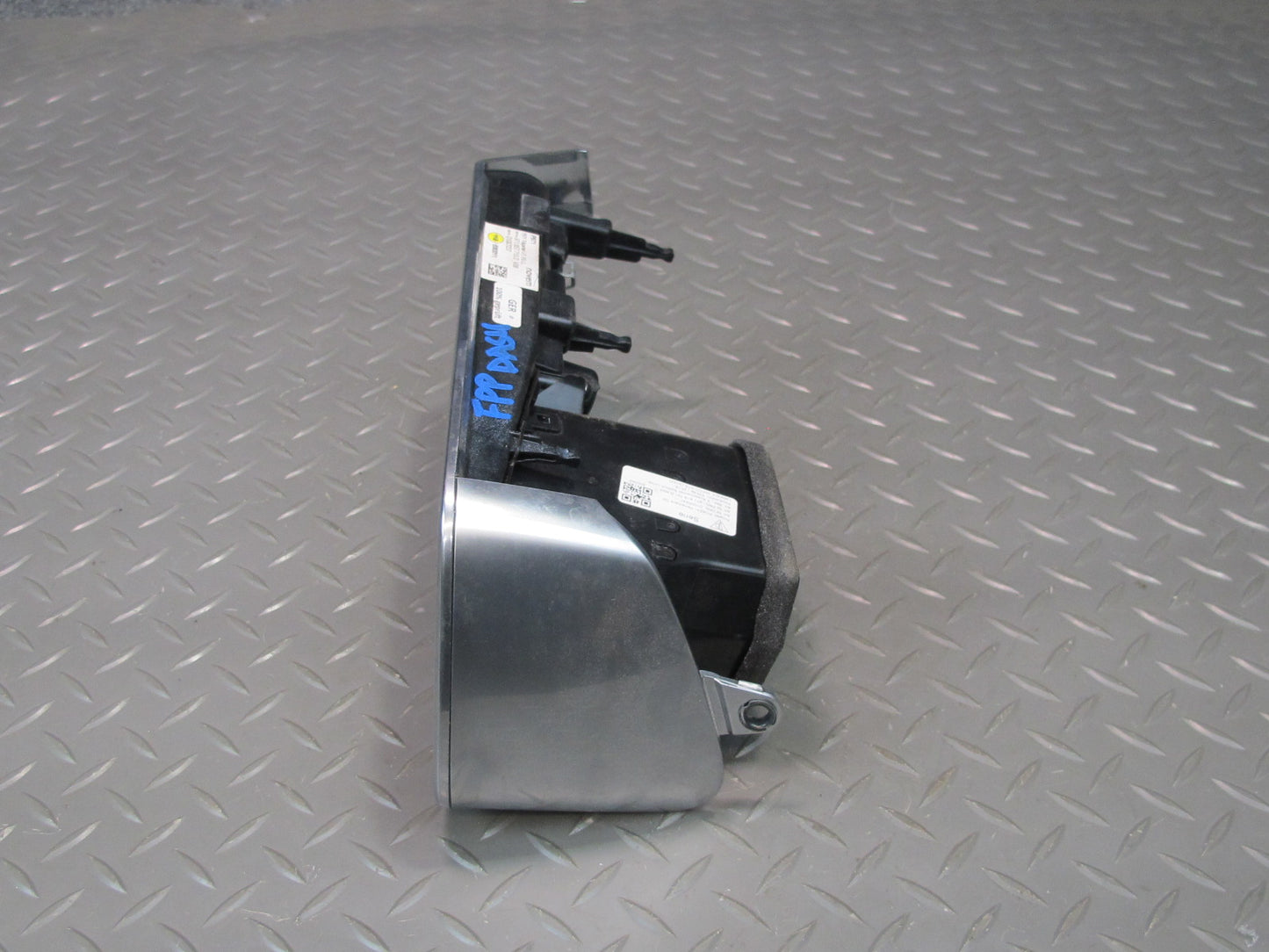 17-21 Porsche Panamera 971 Dash Front Left A/C Air Vent Grille w Trim 971857715D