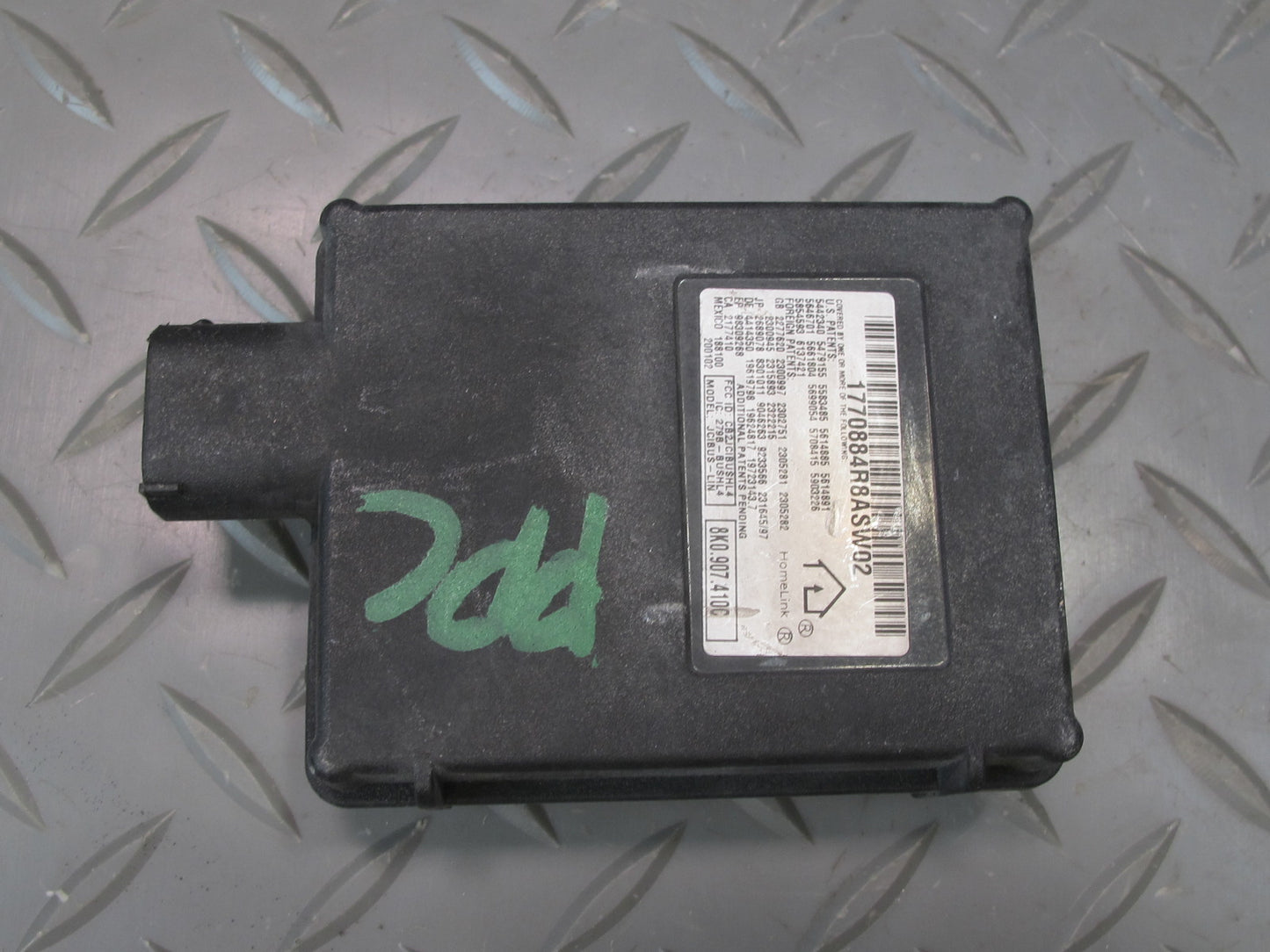 2011-2018 Porsche Cayenne 958 Garage Opener Homelink Control Module Unit