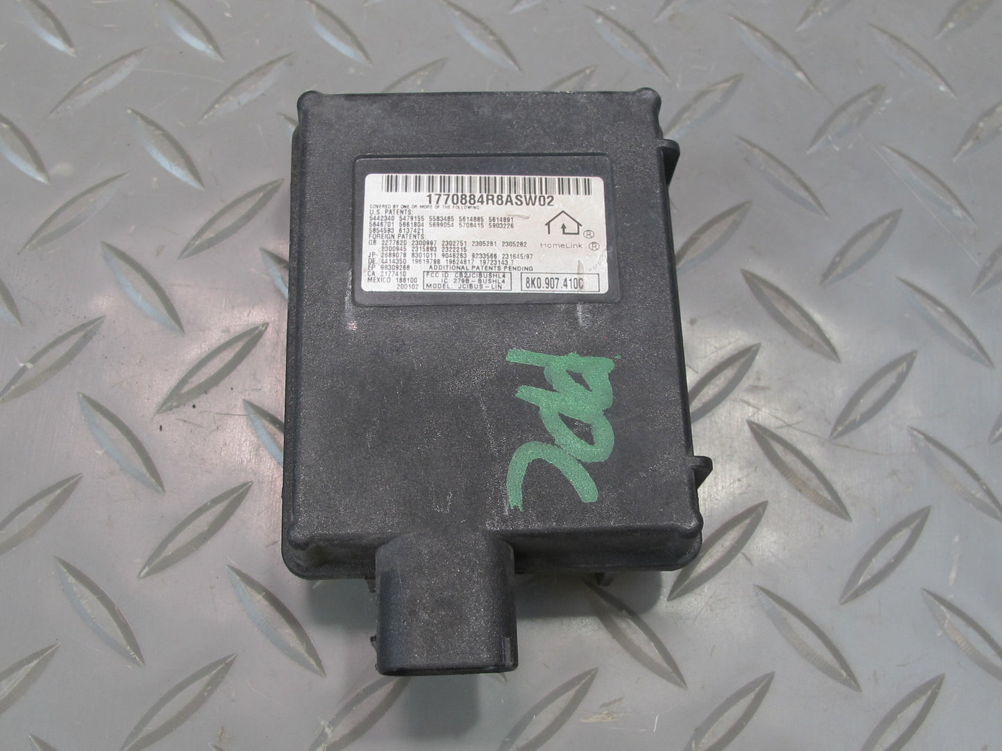 2011-2018 Porsche Cayenne 958 Garage Opener Homelink Control Module Unit