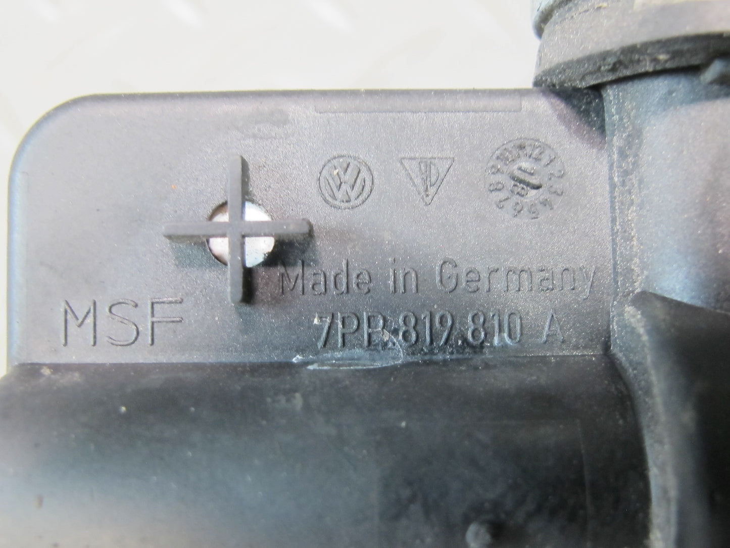 11-14 Porsche Cayenne 958 4.8L Hvac Heater Water Control  Auxiliary Valve Set