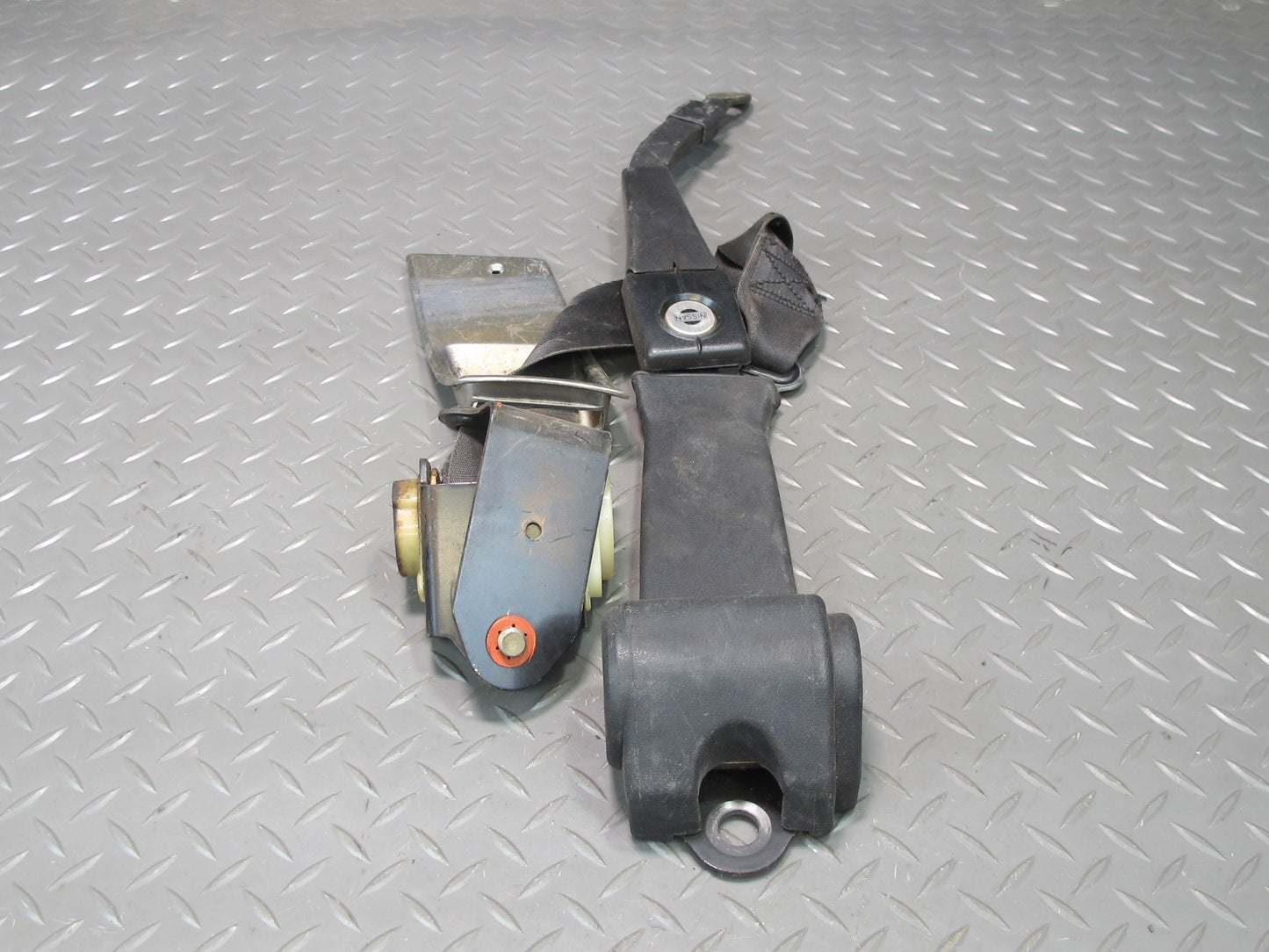 77-78 DATSUN NISSAN 280ZX FRONT RIGHT & LEFT SIDE SEATBELT RETRACTOR SET OEM