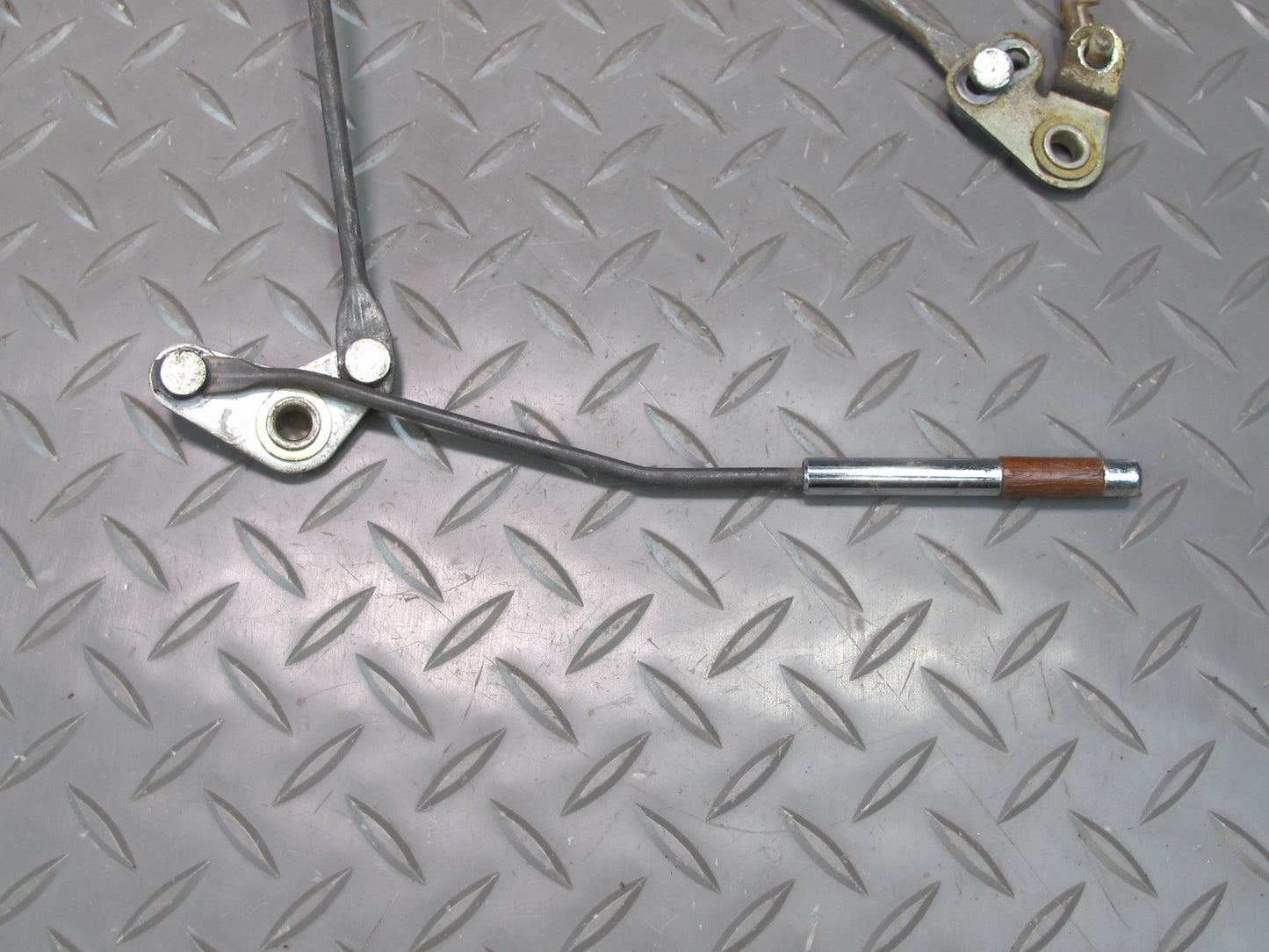 77-78 Datsun S30 280Z 2+2 Right Door Lock Latch Actuator w Handle OEM