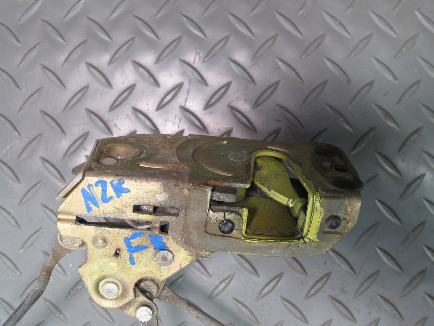 77-78 Datsun S30 280Z 2+2 Right Door Lock Latch Actuator w Handle OEM