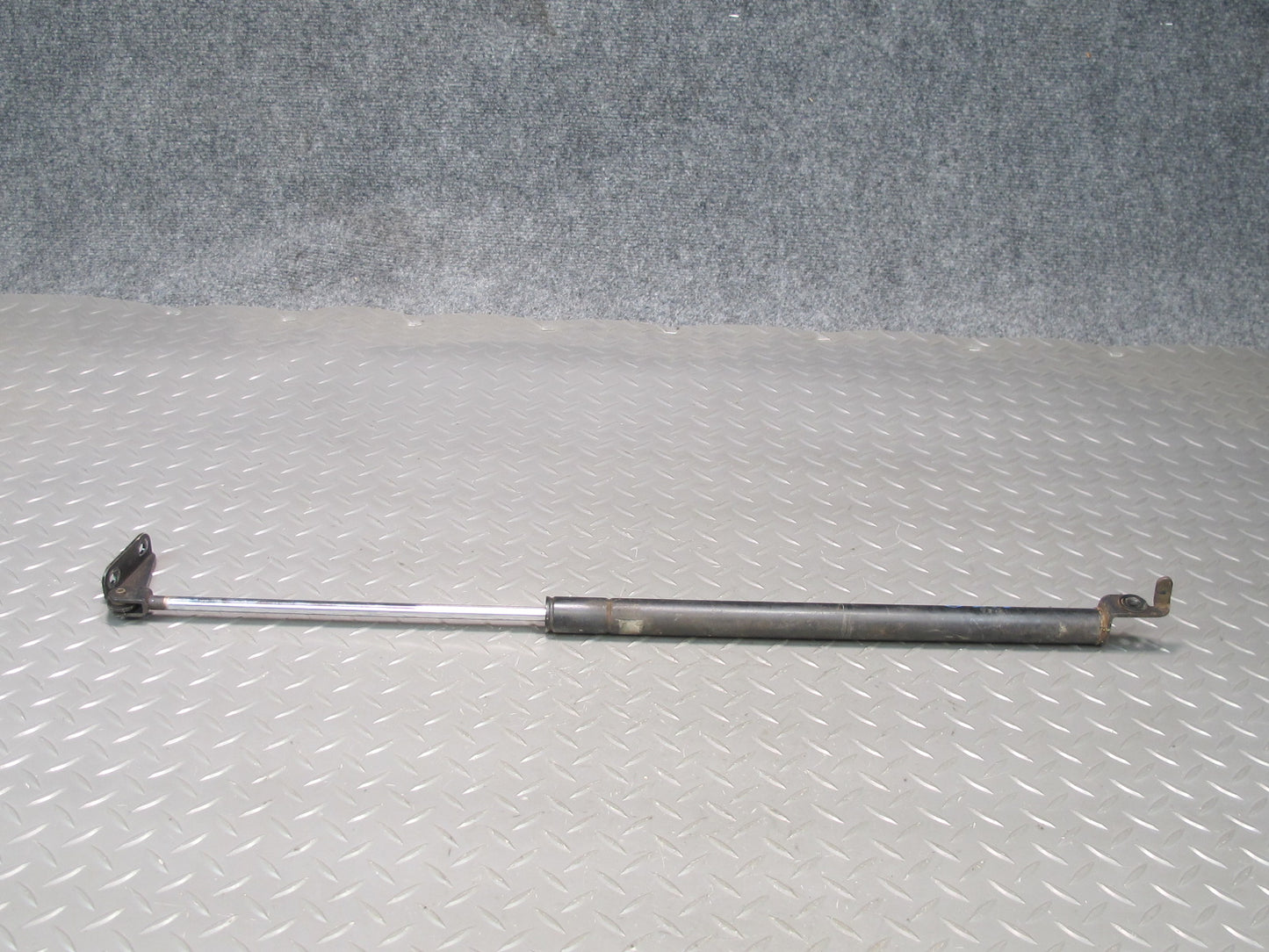 75-78 Datsun S30 280Z Set of 2 Front Left & Right Hood Shock Support OEM