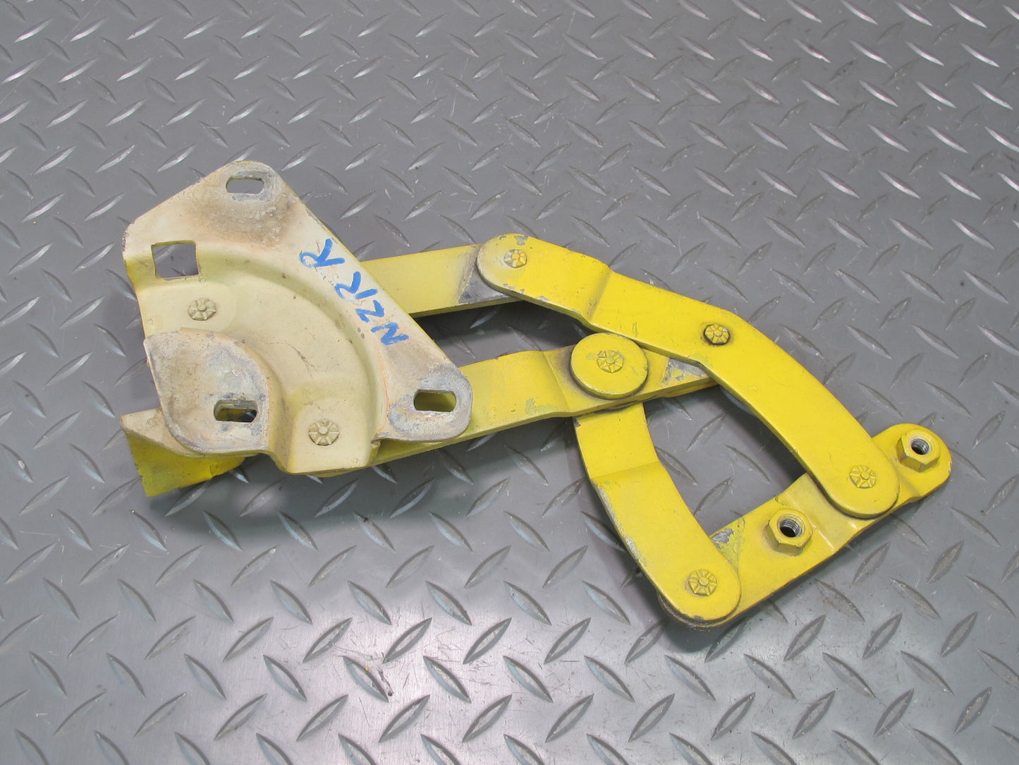 75-78 Datsun S30 280Z Set of 2 Front Left & Right Hood Hinge OEM