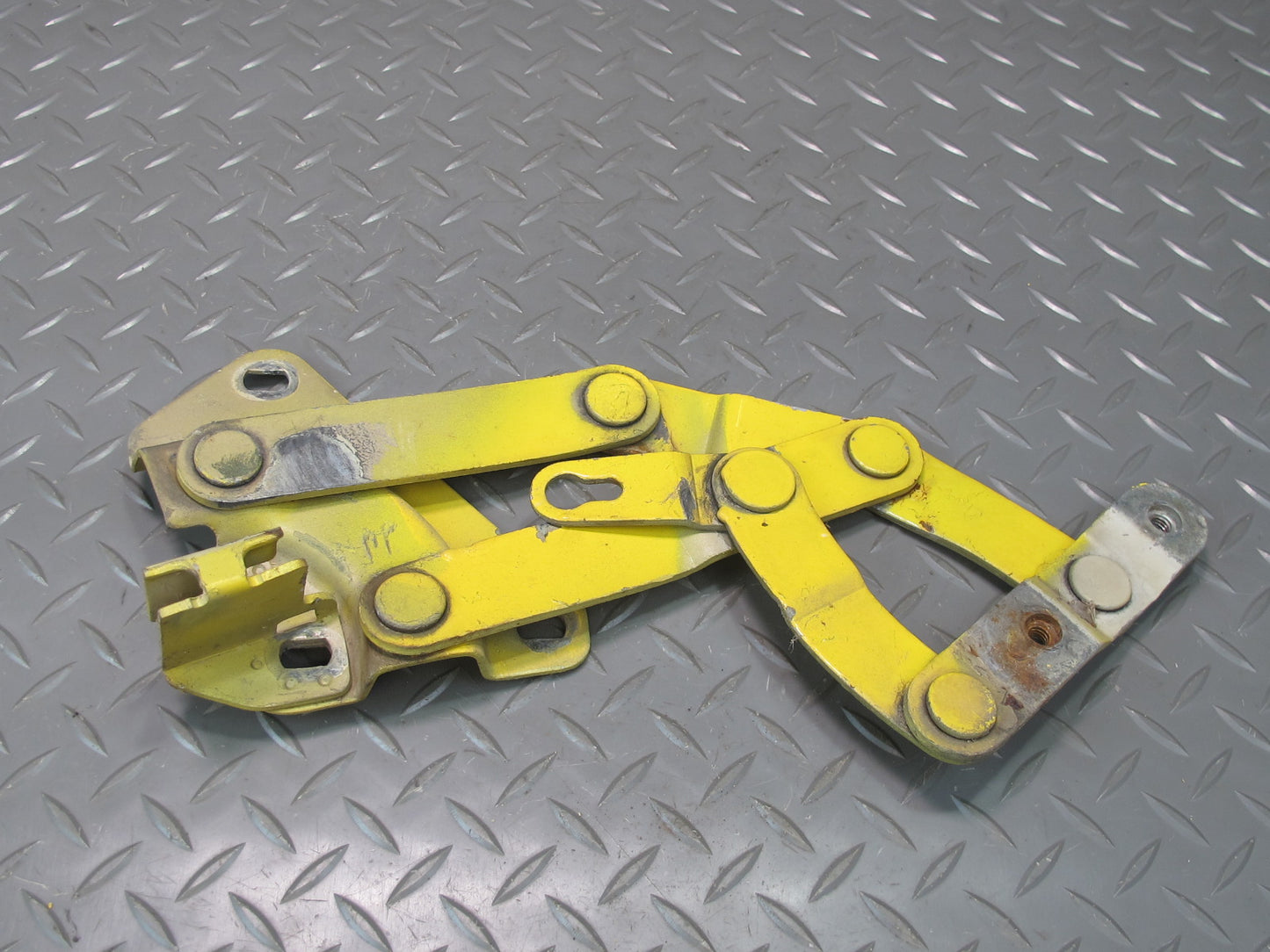 75-78 Datsun S30 280Z Set of 2 Front Left & Right Hood Hinge OEM