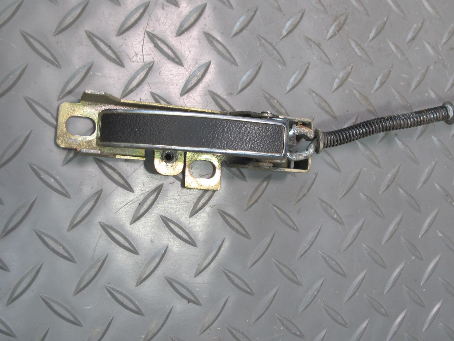 77-78 Datsun S30 280Z 2+2 Left Door Lock Latch Actuator Handle Set OEM