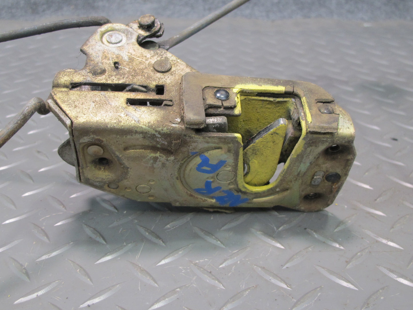 77-78 Datsun S30 280Z 2+2 Left Door Lock Latch Actuator Handle Set OEM