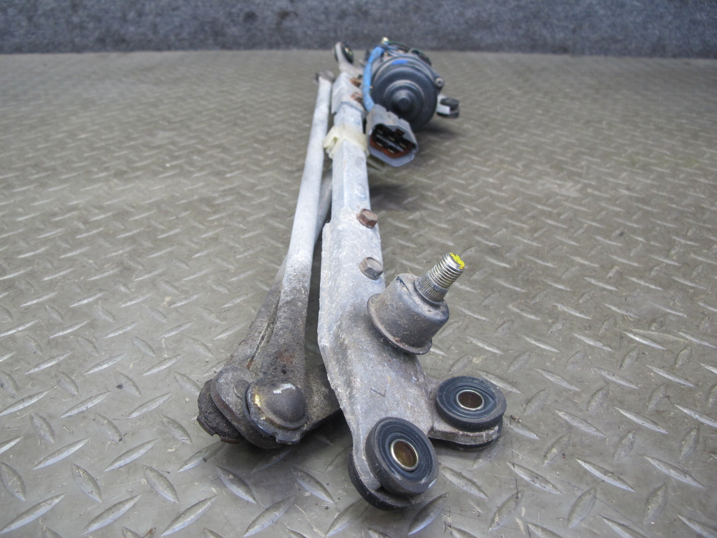 93-97 Honda DEL SOL Front Windshield Wiper Transmission Linkage w Motor OEM