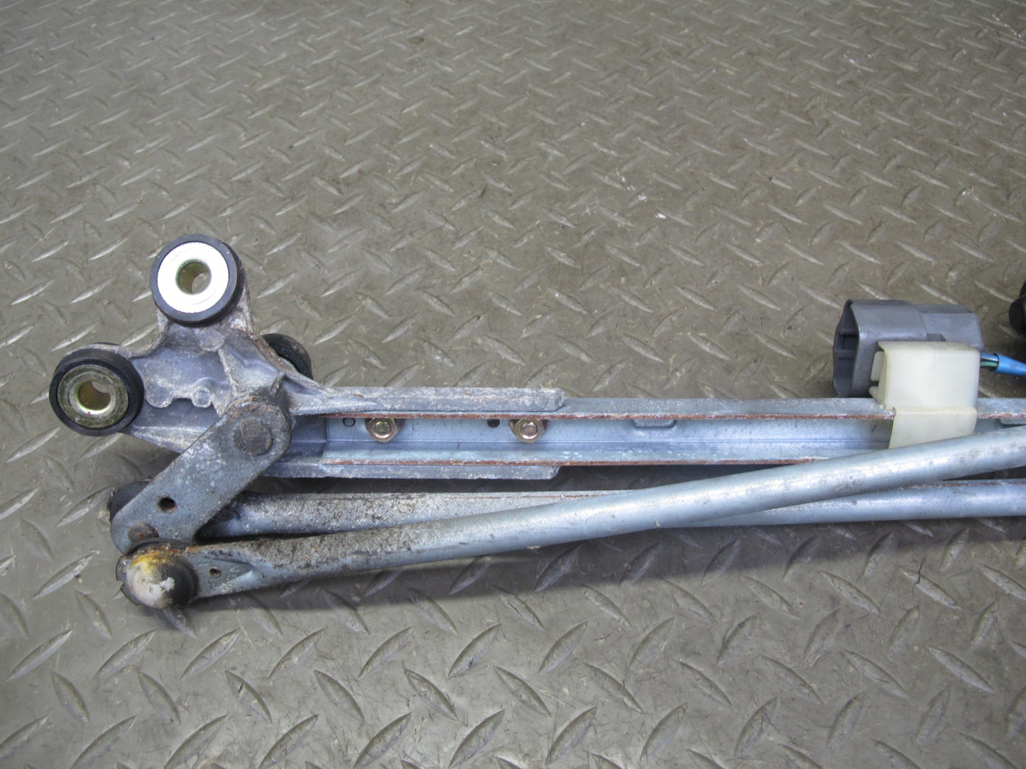 93-97 Honda DEL SOL Front Windshield Wiper Transmission Linkage w Motor OEM