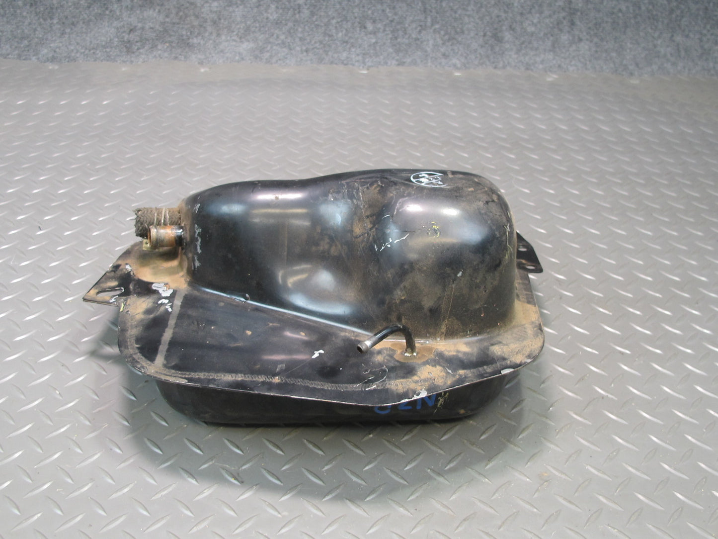 75-78 Datsun S30 280Z Fuel Evap Vapor Expansion Reservoir Tank OEM