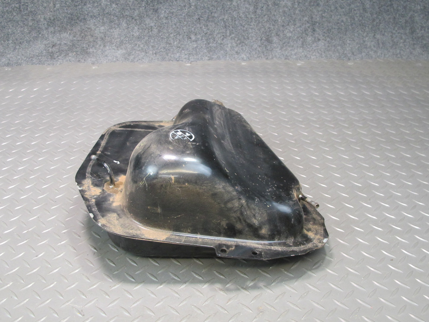 75-78 Datsun S30 280Z Fuel Evap Vapor Expansion Reservoir Tank OEM