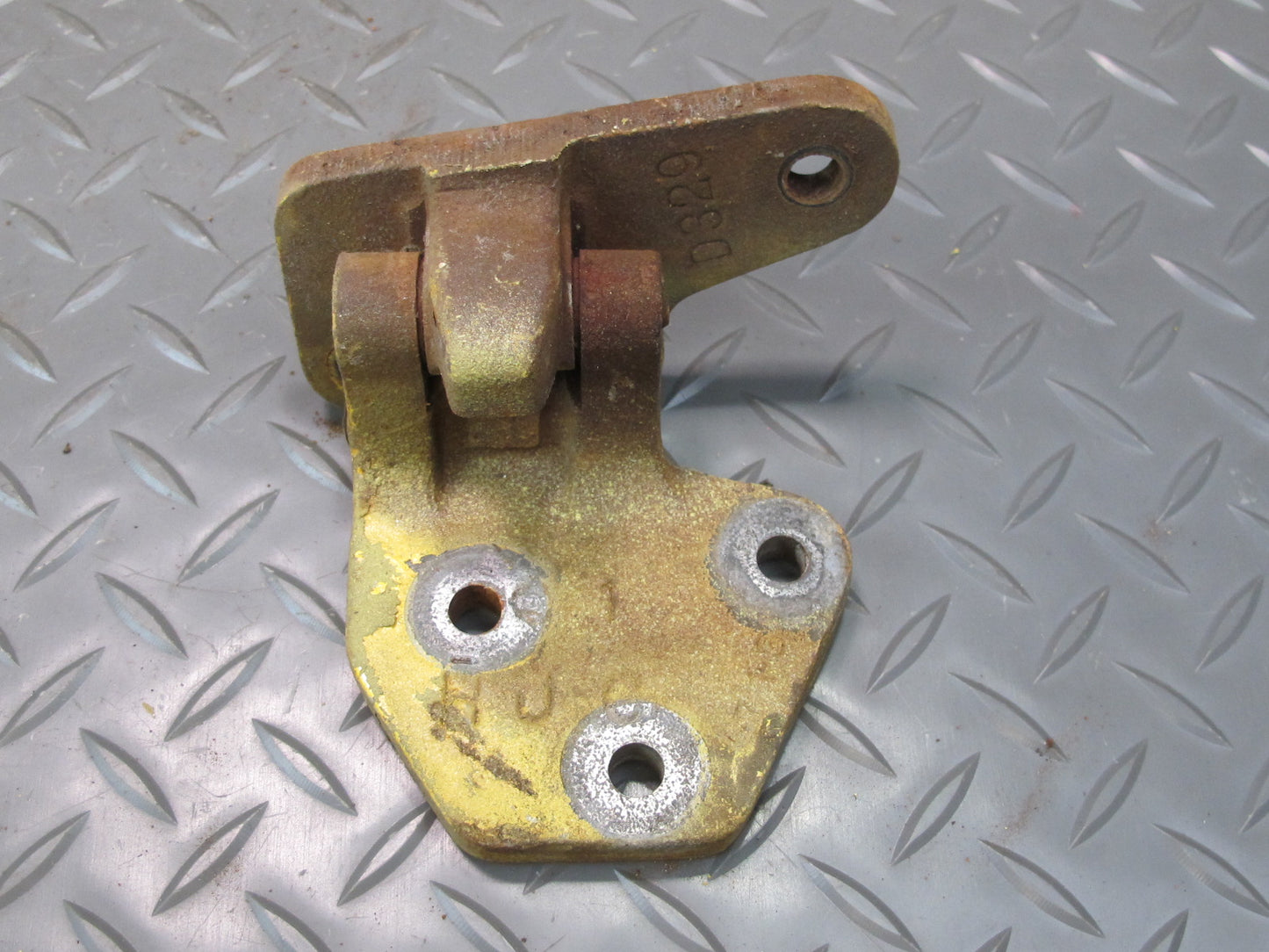 77-78 Datsun S30 280Z Set of 4 Left & Right Upper & Lower Door Hinge OEM