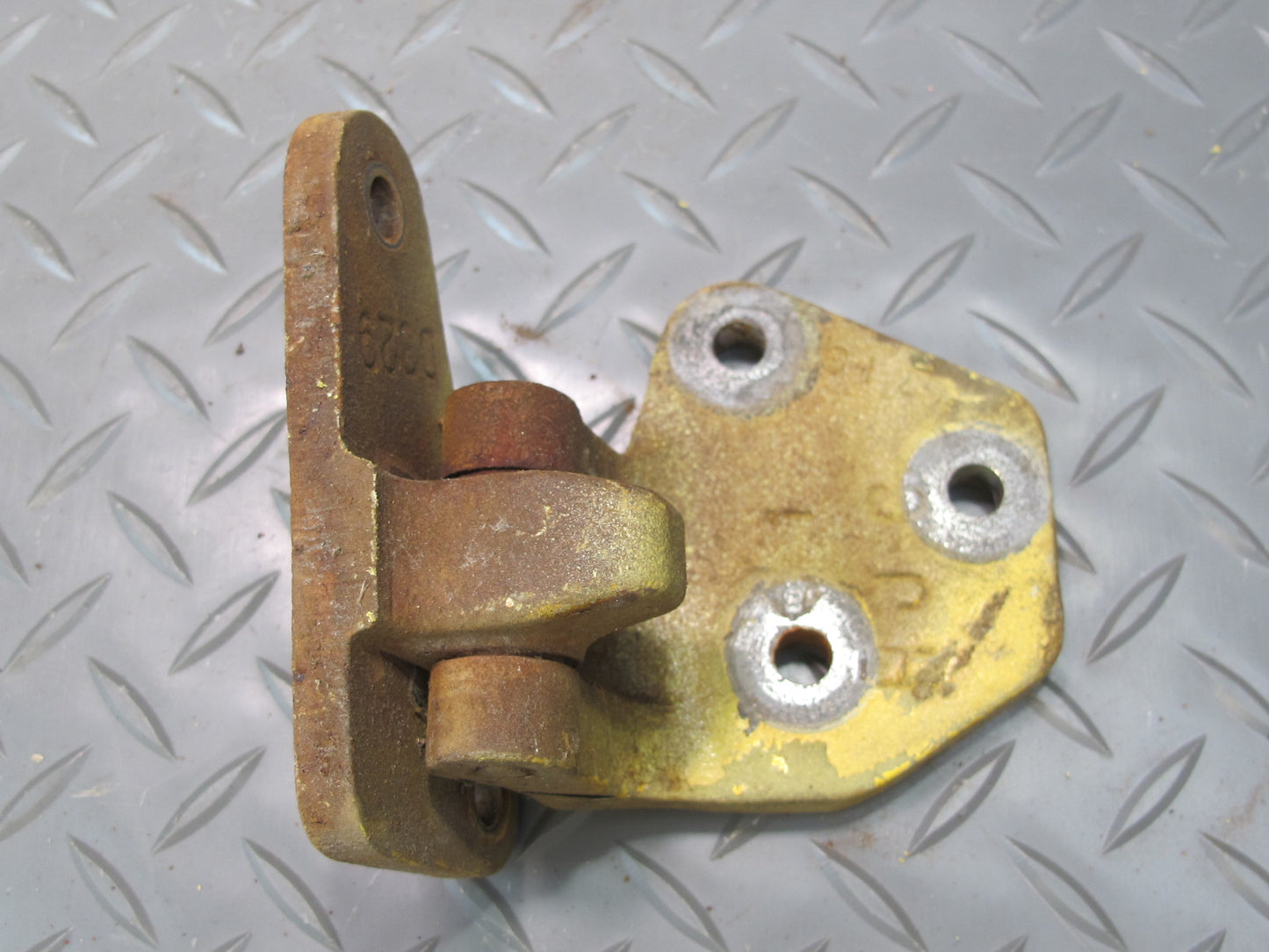 77-78 Datsun S30 280Z Set of 4 Left & Right Upper & Lower Door Hinge OEM