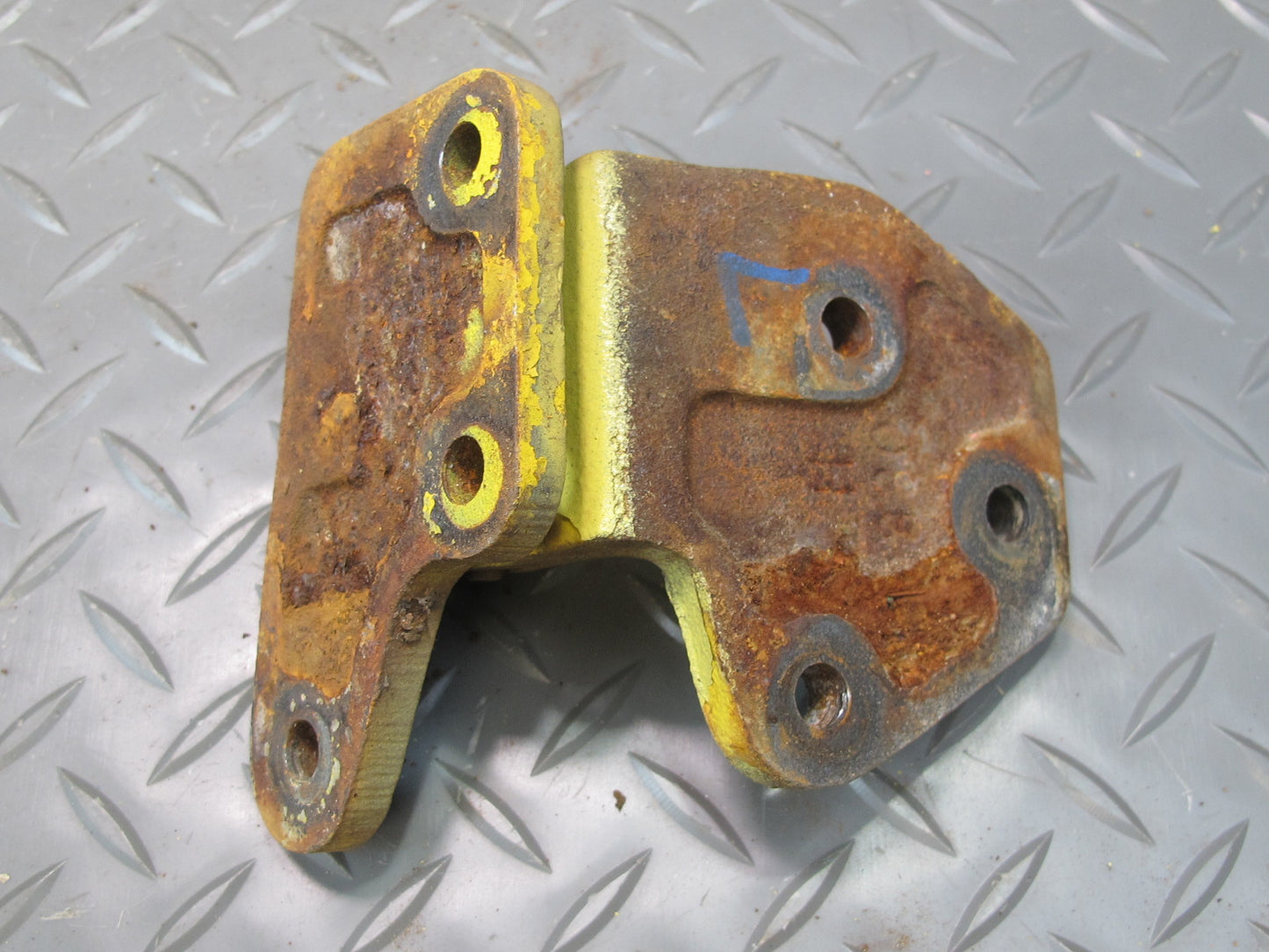 77-78 Datsun S30 280Z Set of 4 Left & Right Upper & Lower Door Hinge OEM