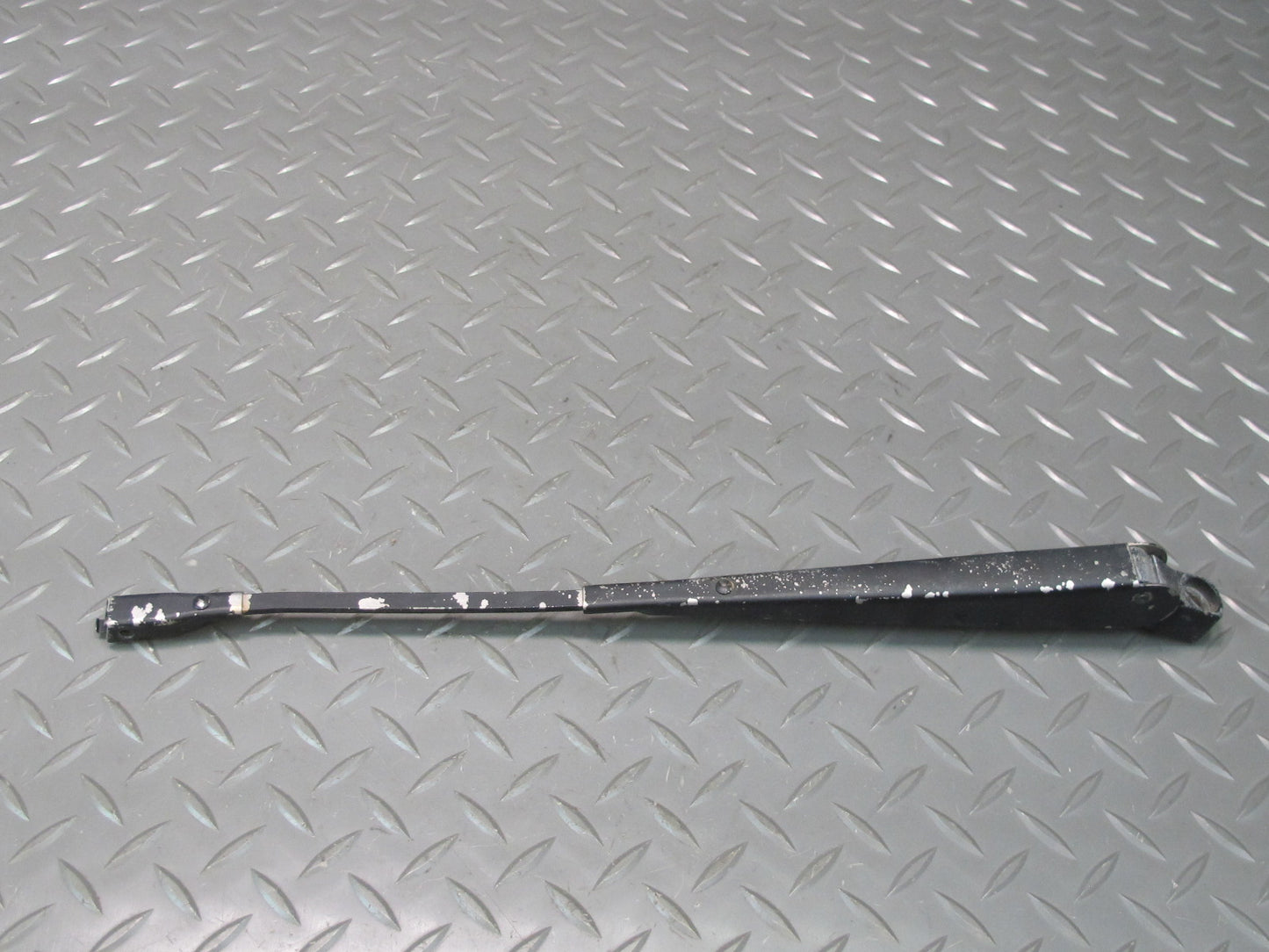 75-78 Datsun S30 280Z Set of 2 Front Left & Right Wiper Arm OEM