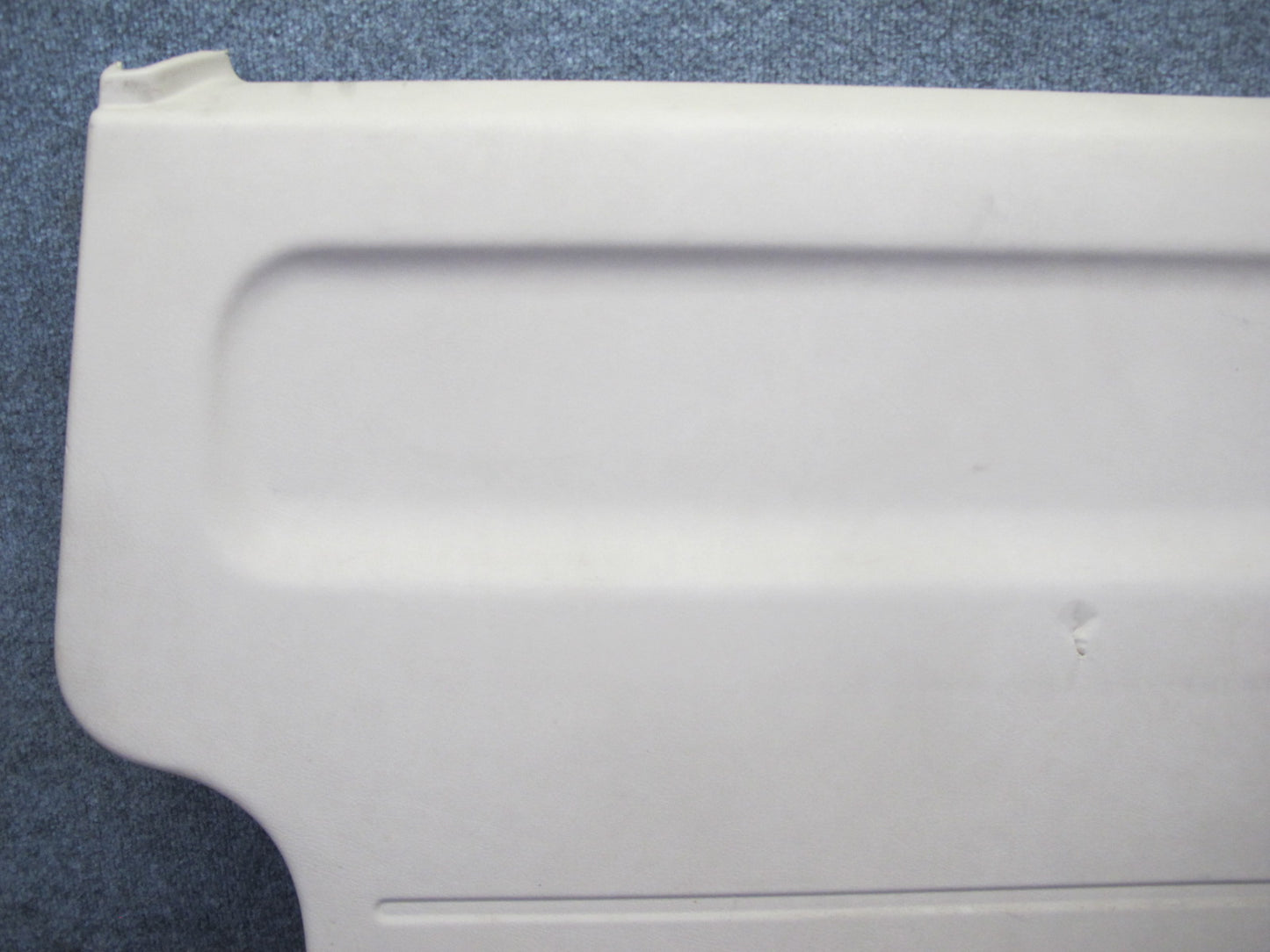 01-03 VW Eurovan T4 Rear Trunk Lid Tailgate Liftgate Trim Cover Panel Beige OEM